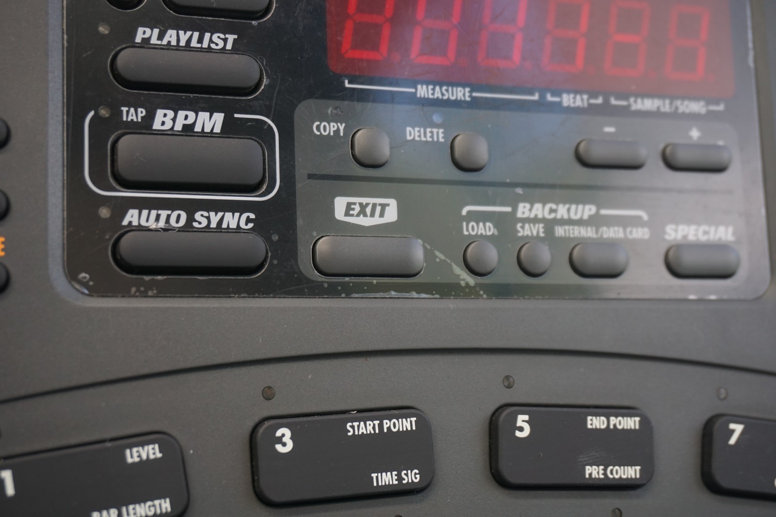 Zoom ST-224 SampleTrak Drum / Groove Machine & Sampler