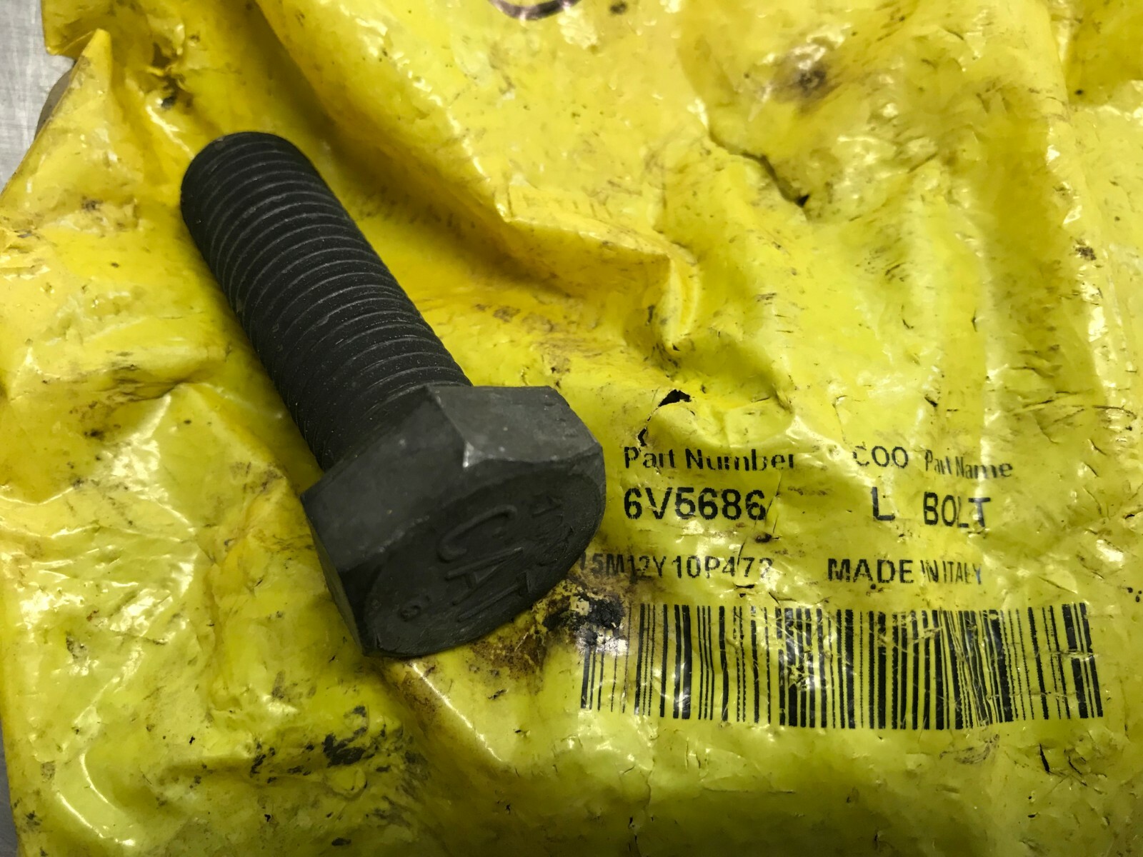 6V5686  GENUINE OEM  CAT   BOLT   QTY of 2 Bolts   Caterpillar  6V-5686