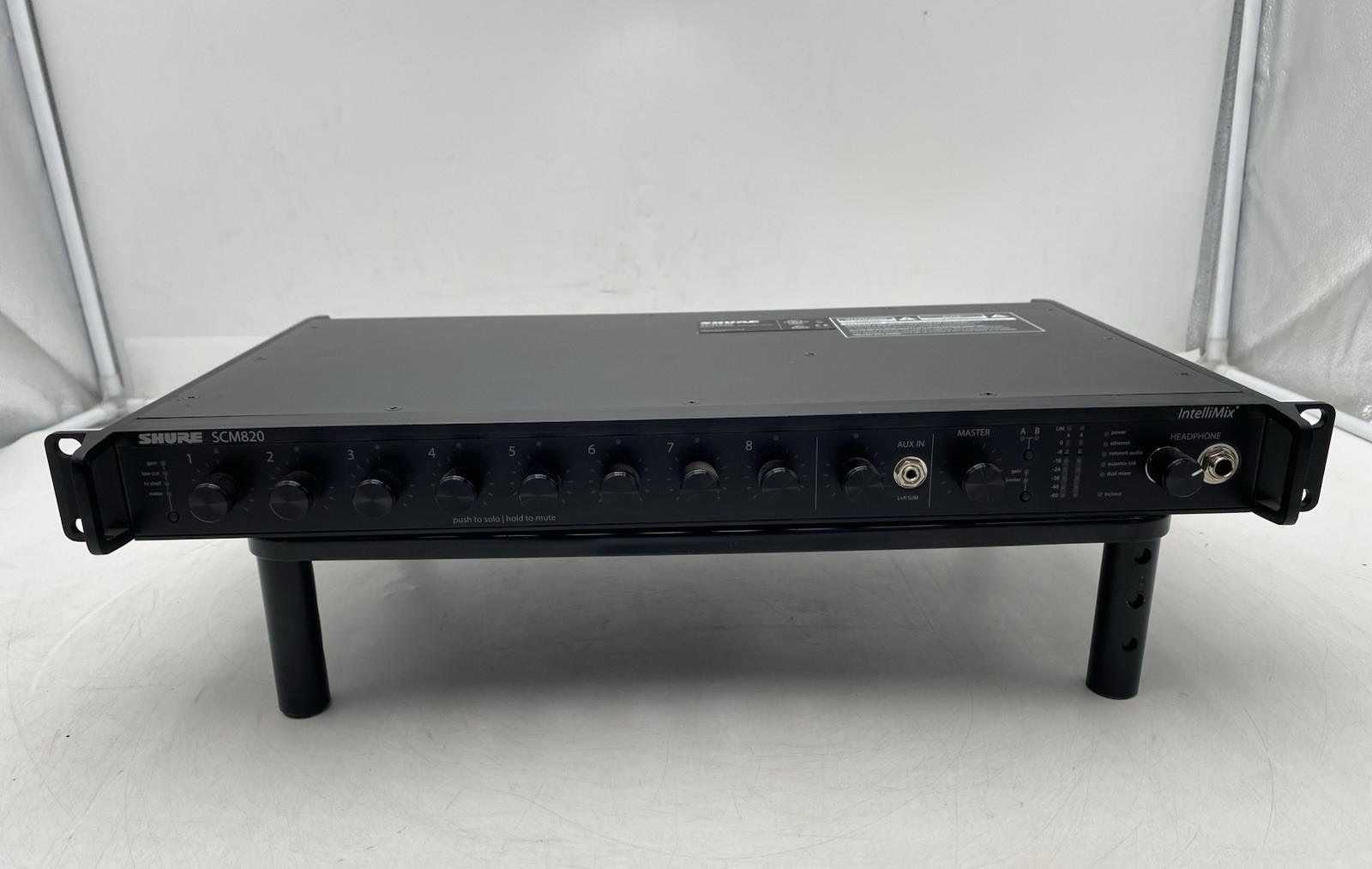 Shure SCM820 Digital IntelliMix Automatic Mixer