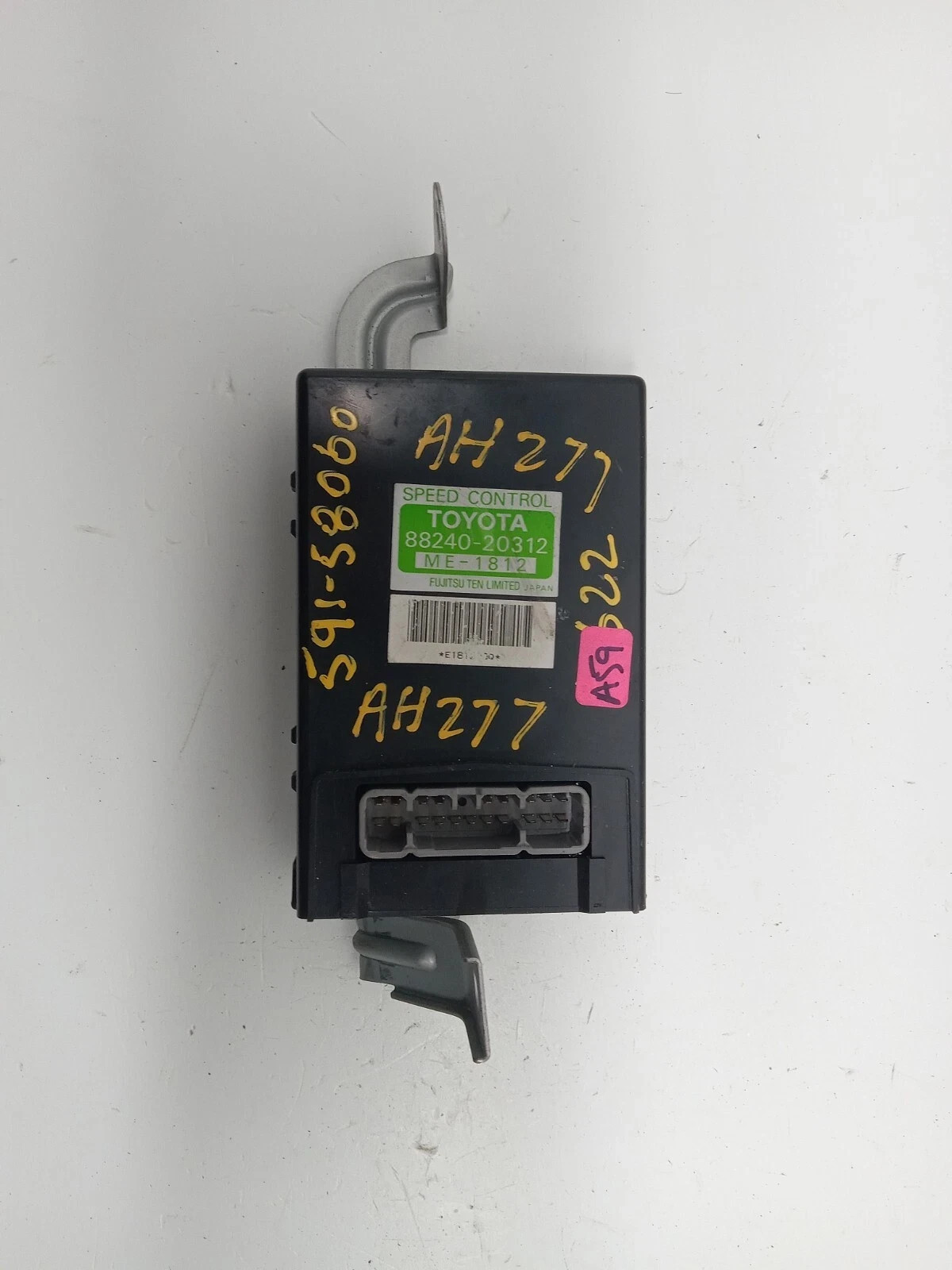 1992-1993 TOYOTA CELICA OEM CRUISE CONTROL MODULE UNIT 591-58060