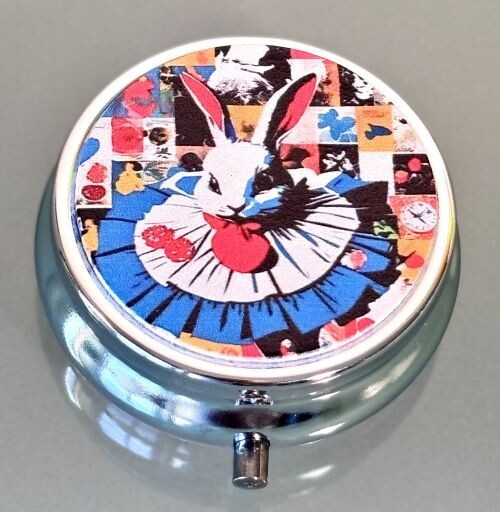 Stylish Alice in Wonderland White Rabbit 3 Compartment Purse Travel Pill Box New