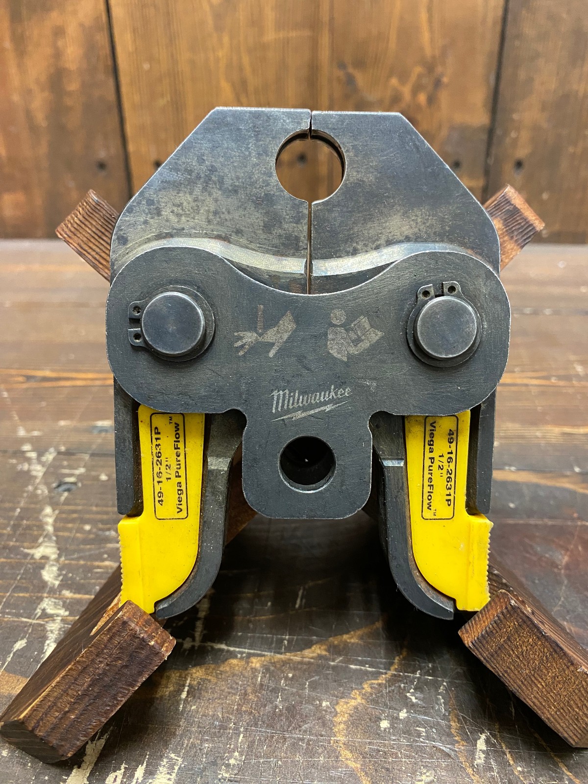 Milwaukee 1/2" Viega PureFlow Short Throw Press Tool | Used/Great | 49-16-2631P