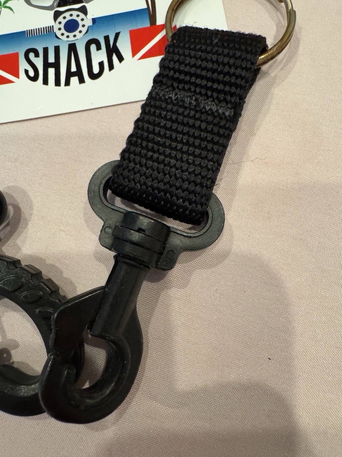 SCUBA REGULATOR / 2 ACCESSORY CLIP NICE!