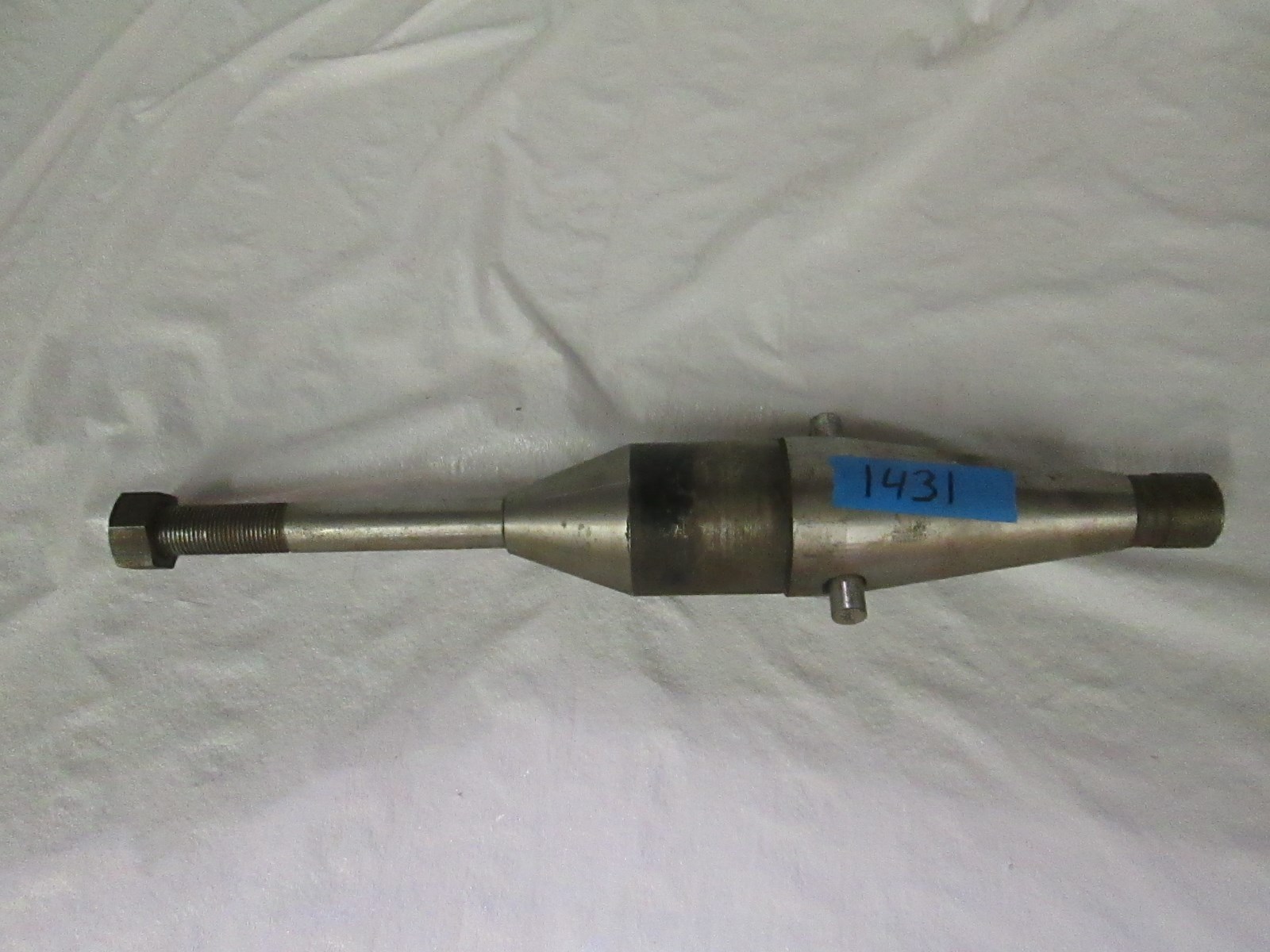Van Norman 11/16" LH Arbor, Bore Range 7/8 - 1 1/4, Part # 204941