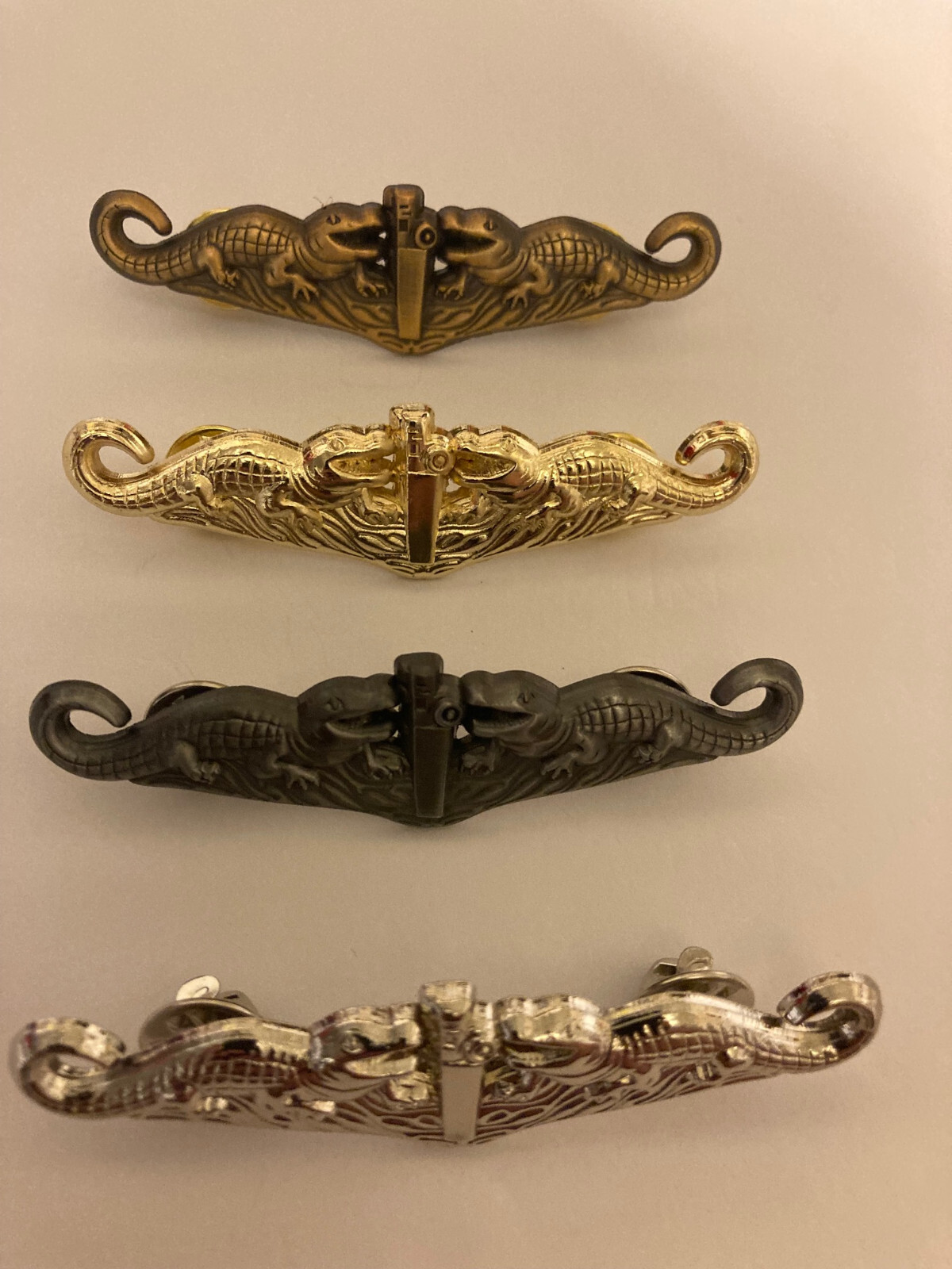 SET OF 4 USS MISSISSIPPI SSN-782 "GATOR"  SUBMARINE BADGES INSIGNIA 2.75"