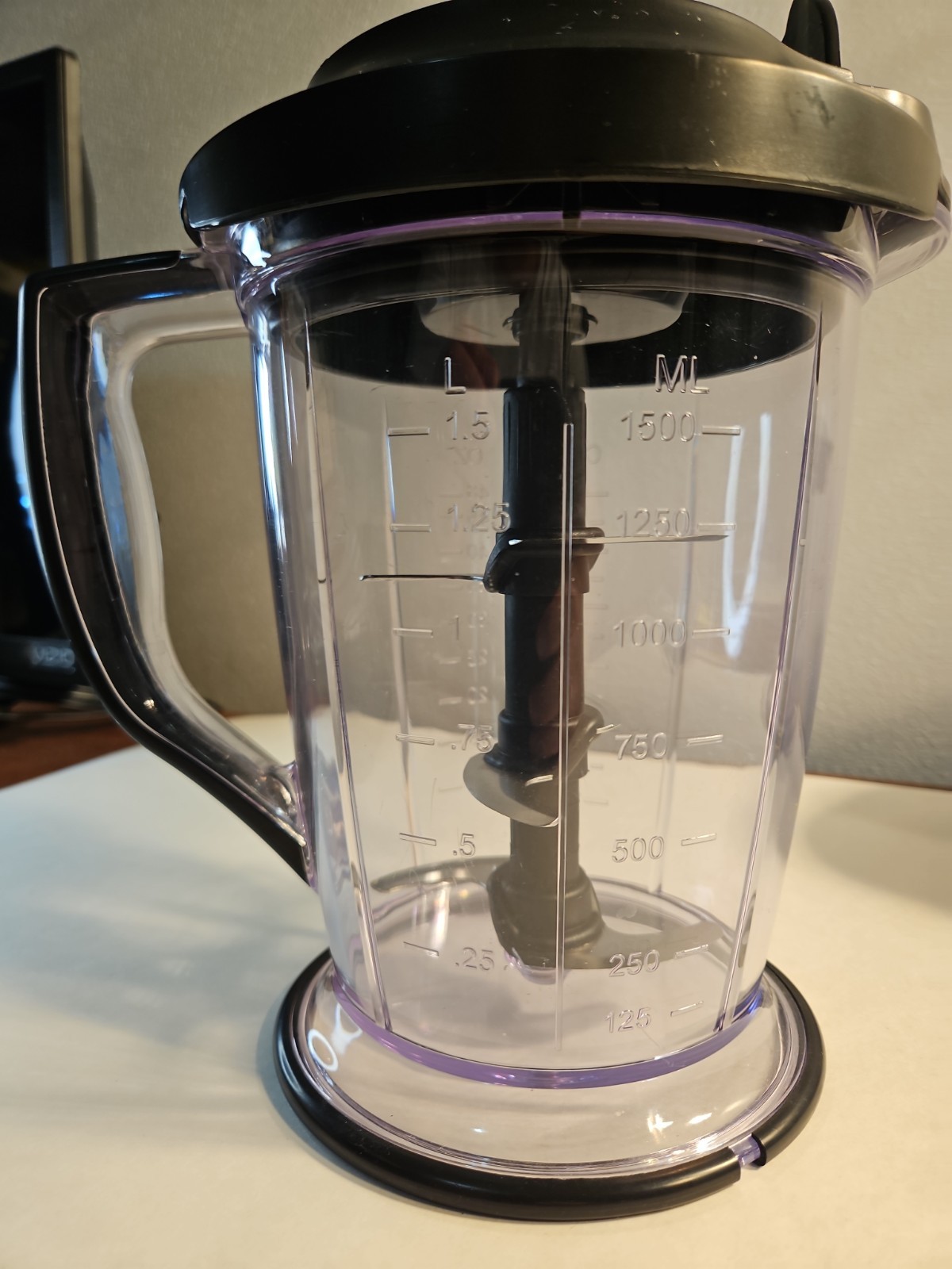 Ninja Master Prep QB1004 Replacement Pitcher 48 Oz Splash Guard &5 Cup