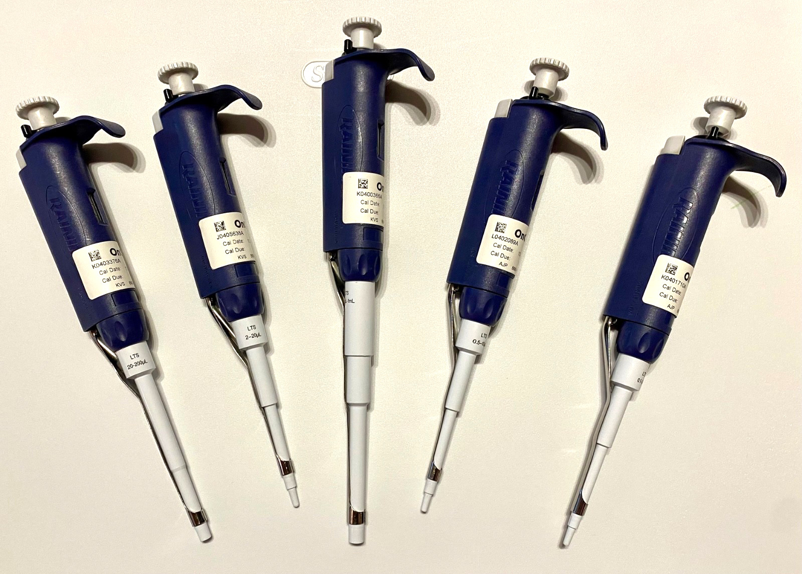 Used Rainin LTS pipette set (P1000, P200, P20, P10, P2) only 1 owner