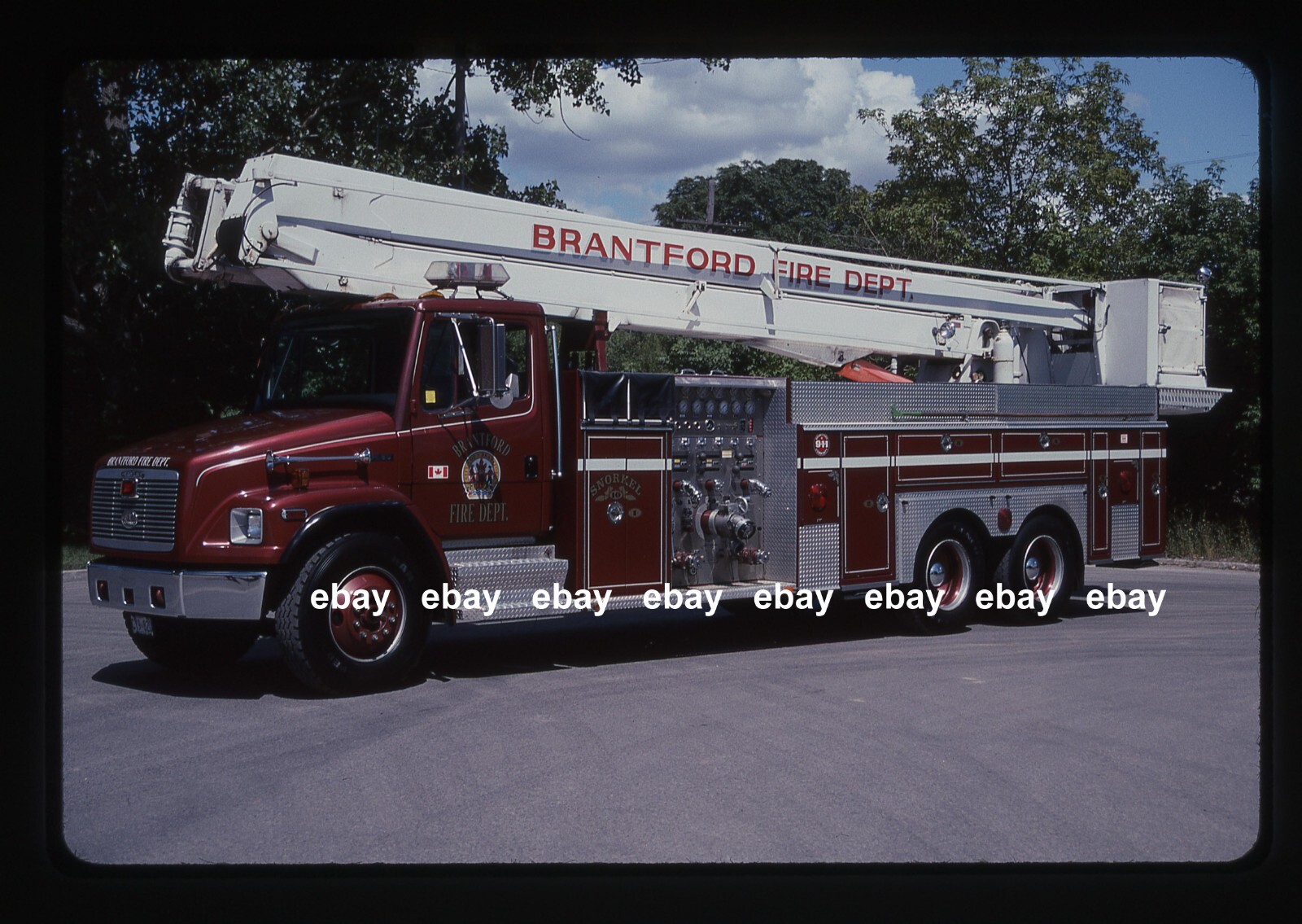 Brantford Ontario 1994 Freightliner Dependable 65' Snorkel Fire Apparatus Slide