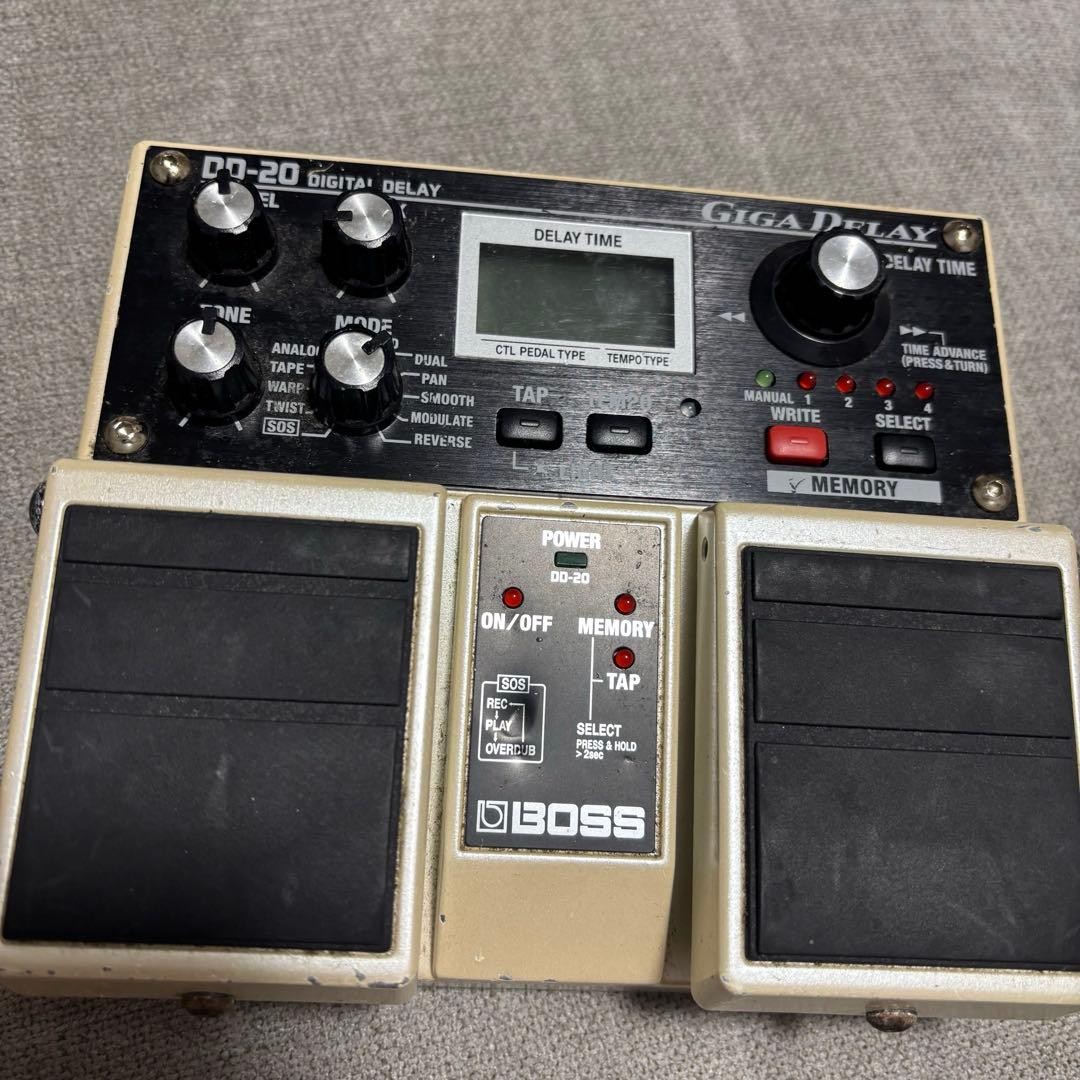 BOSS DD-20 Digital Delay "Giga Delay“