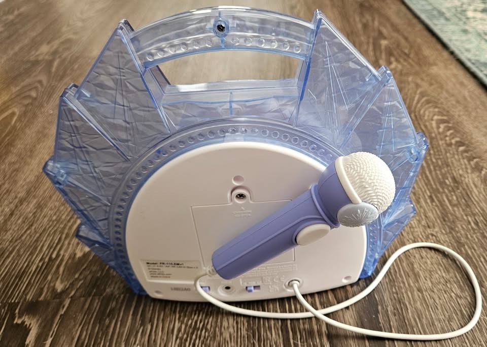 Disney Frozen 2 singalong microphone boom box toy Karaoke