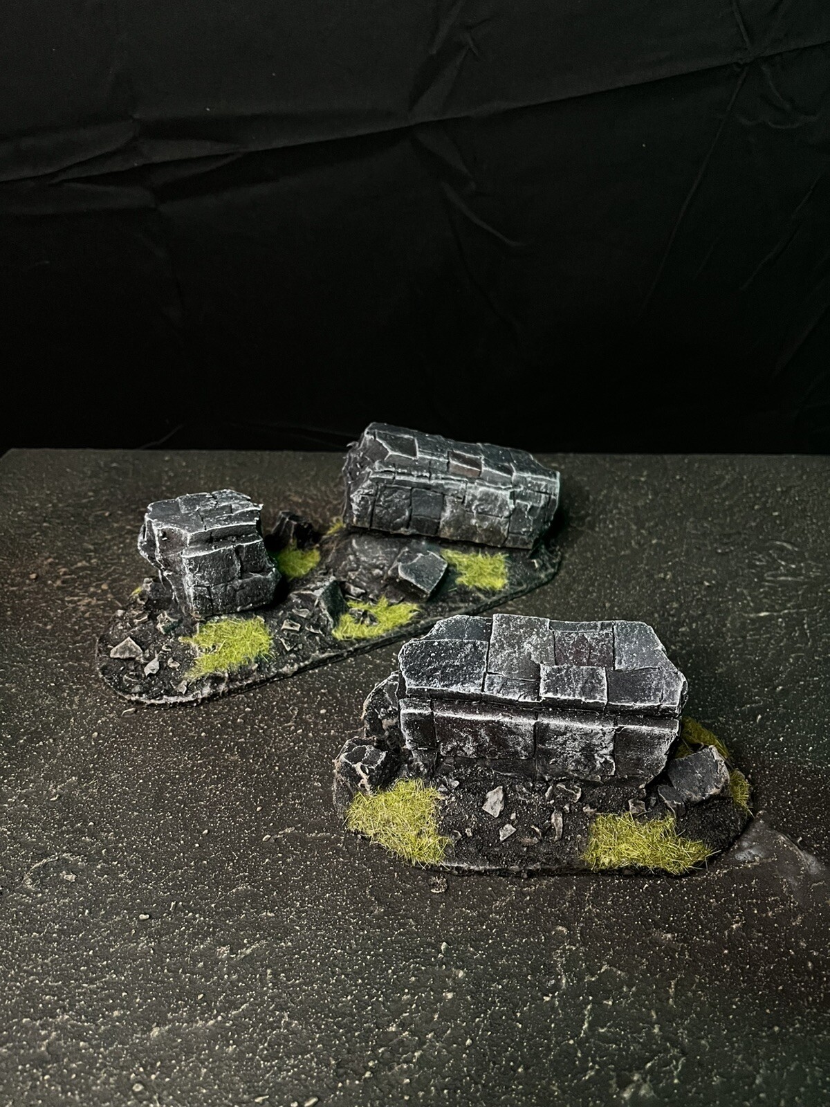 Wargaming Set Of ancient Ruins Warhammer 40k Compatible 28mm fully painted