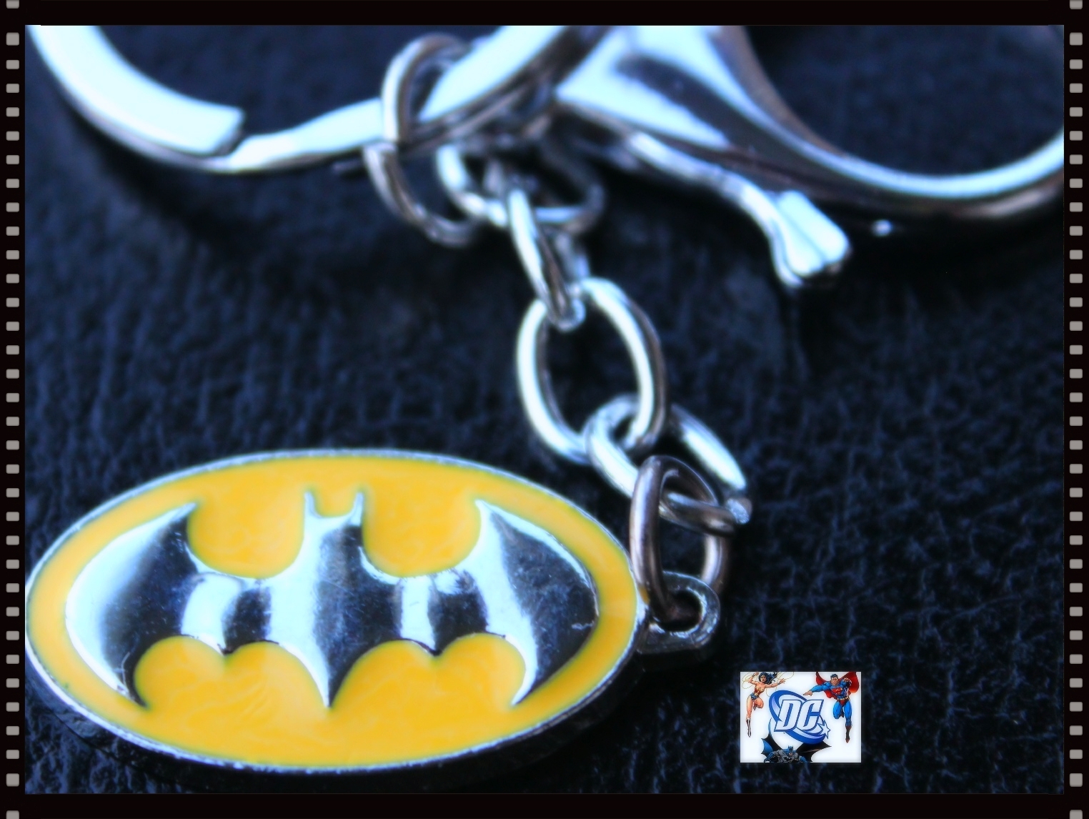 DC Comics BATMAN LOGO Justice League Movie Metal Key chain cosplay gift