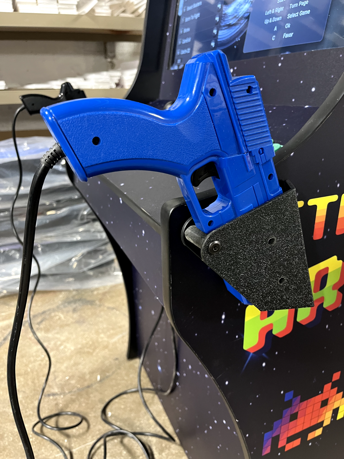 Full Size Ultimate Gaming Arcade with Dual Light Guns - 32 " Screen