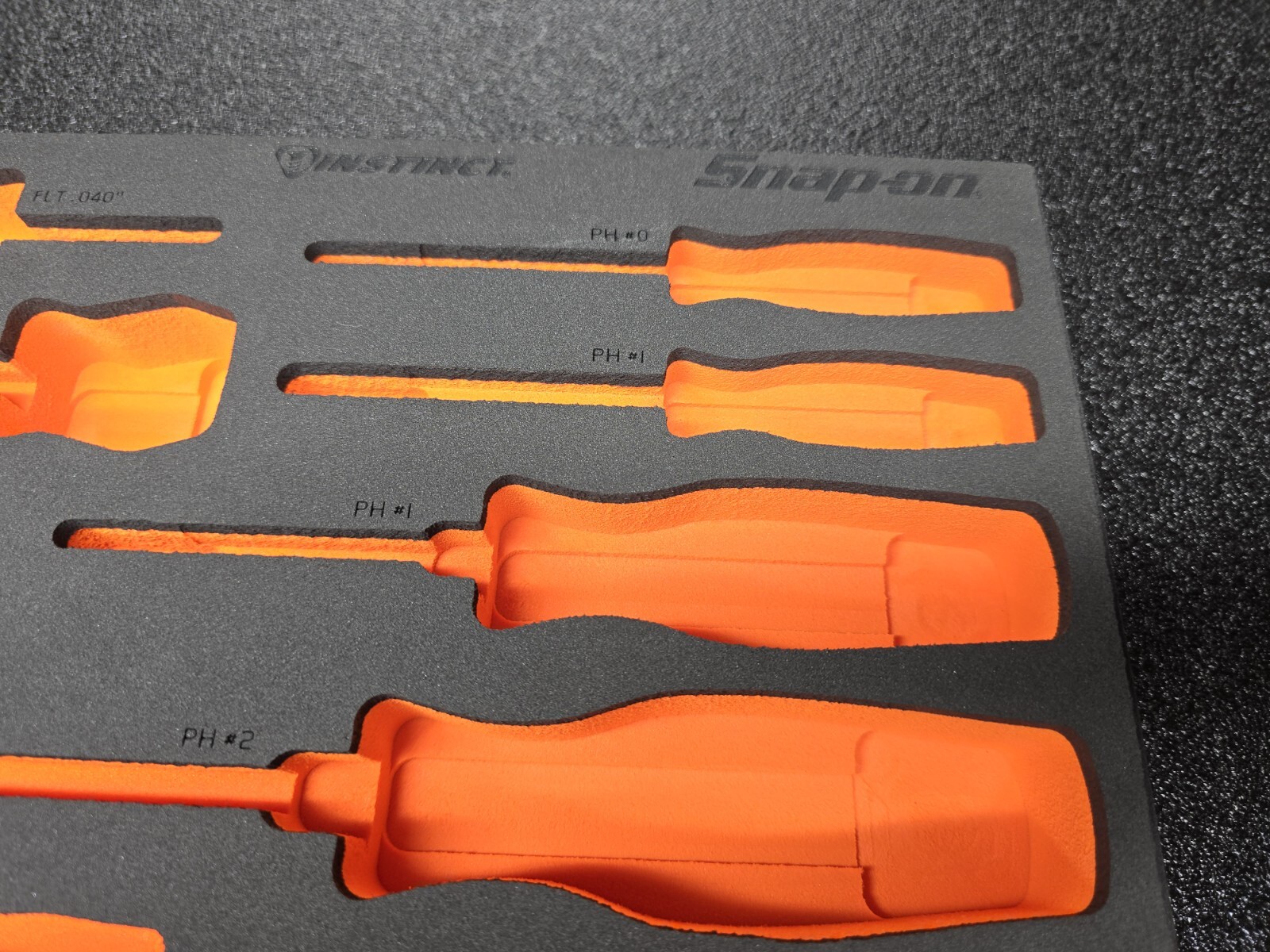 Snap-on Tools ORANGE FOAM ORGANIZER for 16pc Soft Grip Screwdriver Set FMSGD01BO