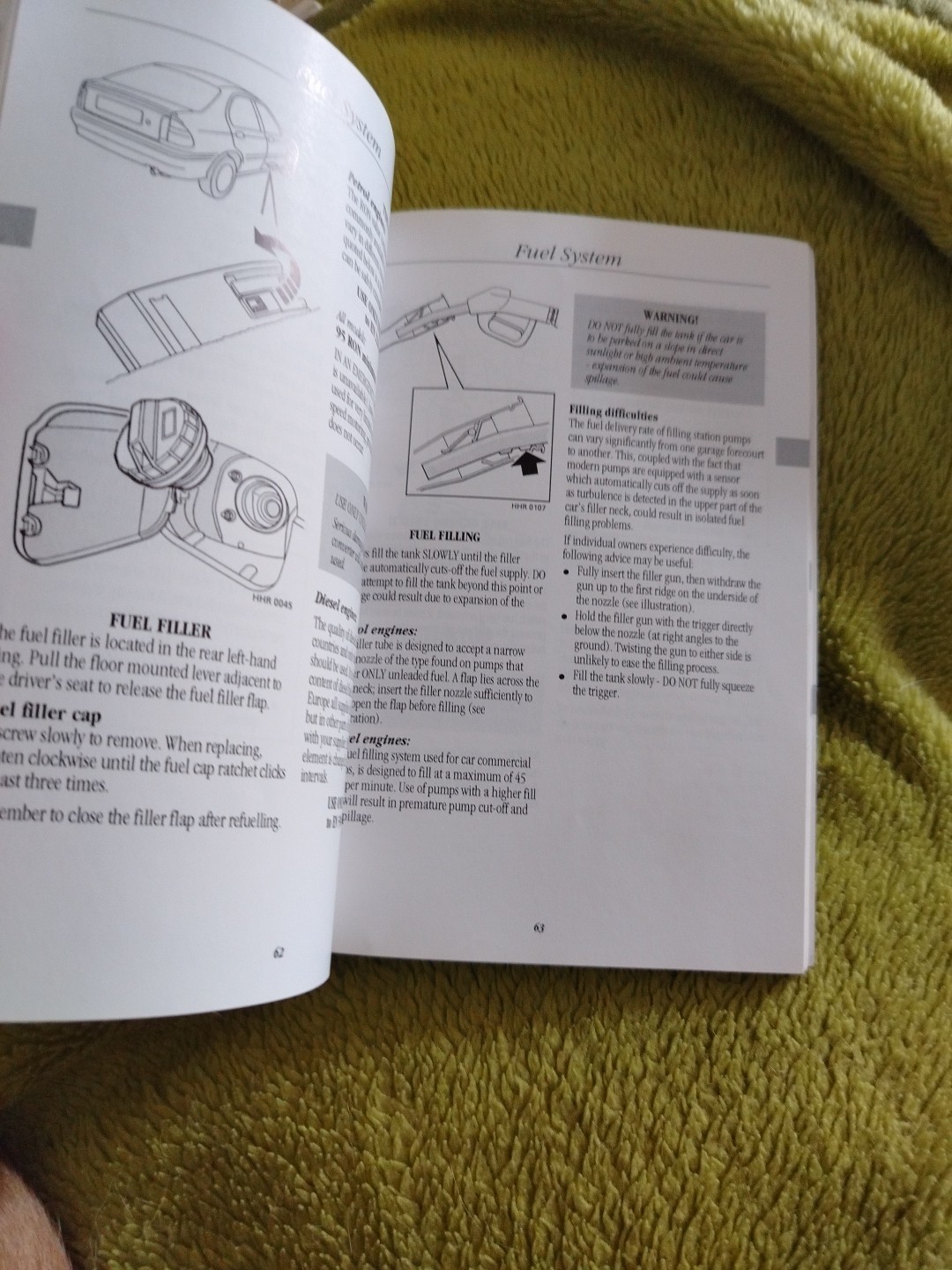 Rover 400 Series Owners Handbook 1997