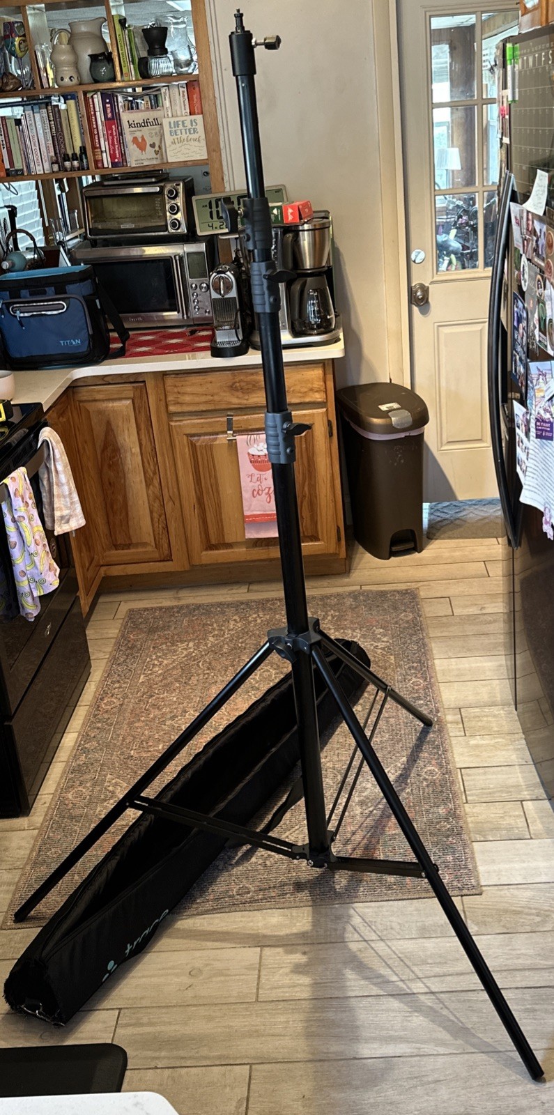 Trace Camera Tripod With Carrying Case (Camera Not Included)