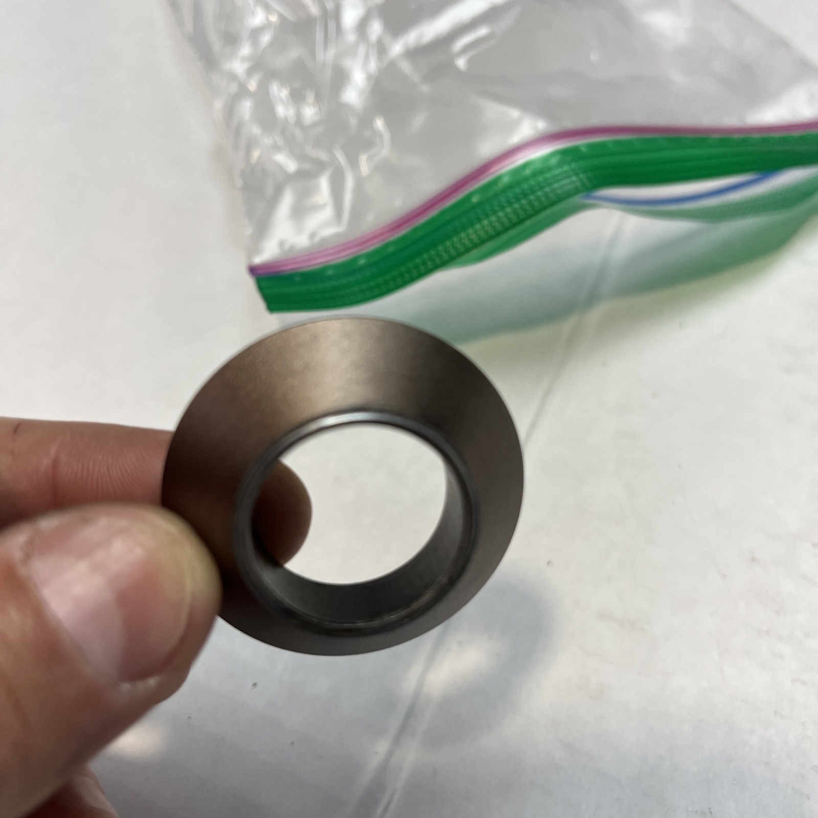 United Bmx Bottom Bracket Mid 22m Spindle Hole Size.