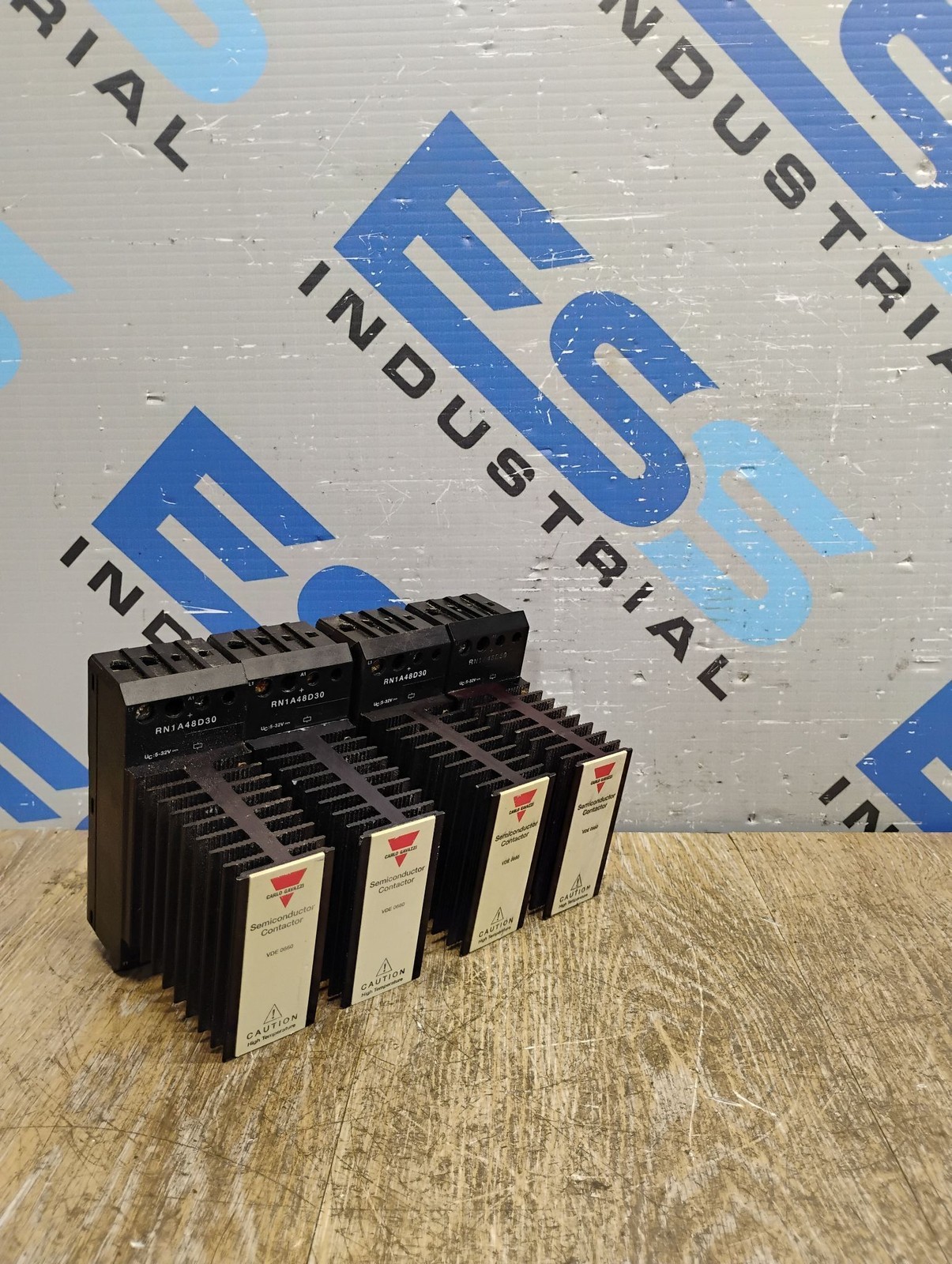 (LOT OF 4) CARLO GAVAZZI VDE 0660 SEMICONDUCTER CONTACTOR