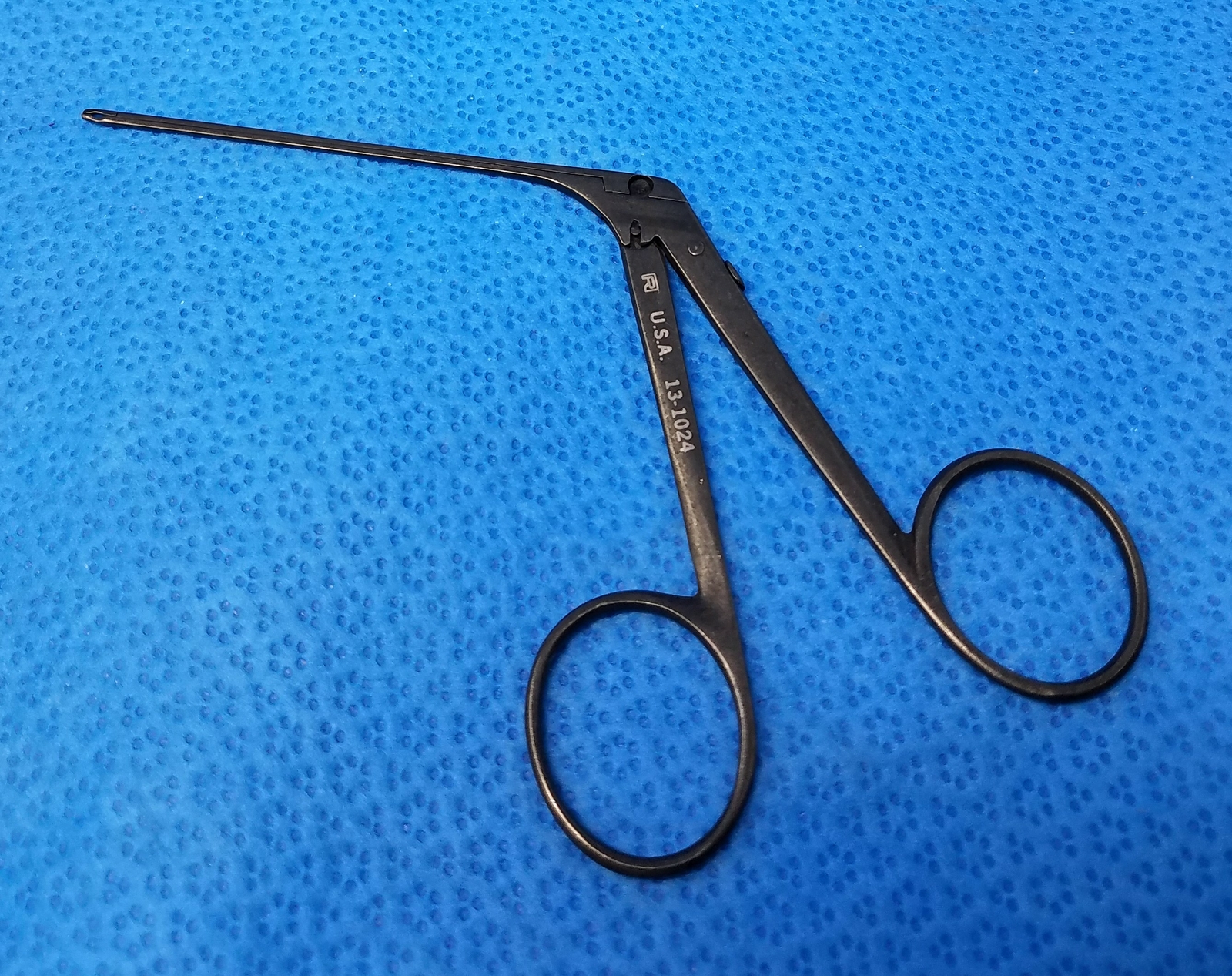 Richards 13-1024 Cupped Forceps, Ebony, Straight, 2.8"