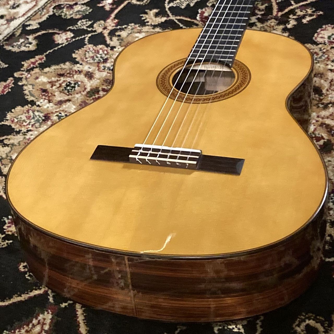 Yamaha CG182S Classical Guitar 650mm Pine Laminated Top Soft Case