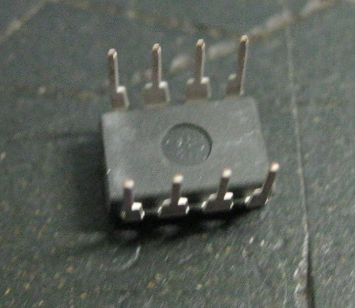 Tektronix LM 555CN Integrated Circuit
