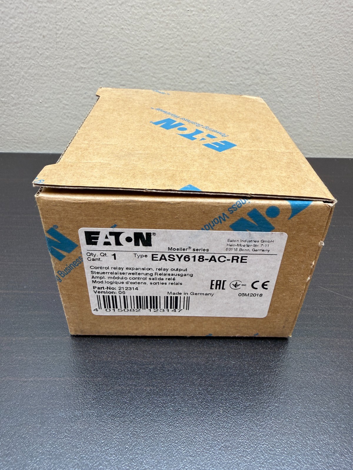 New EATON EASY618-AC-RE Control Relay Expansion  212314 V 06 - US SELLER