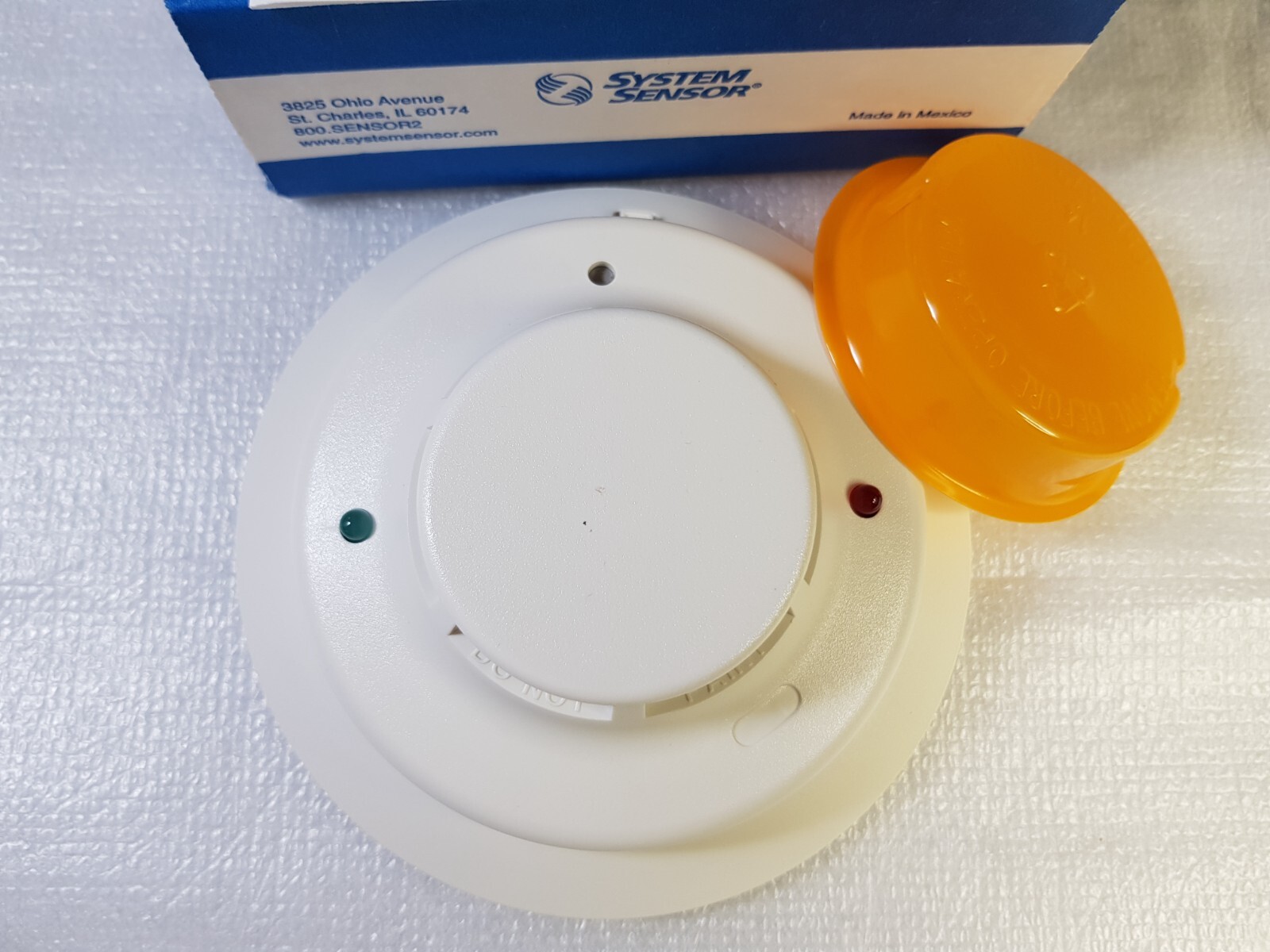 System Sensor 2W-B i3 Series 2-wire Plug-in Photoelectric Smoke Detector w/ Base