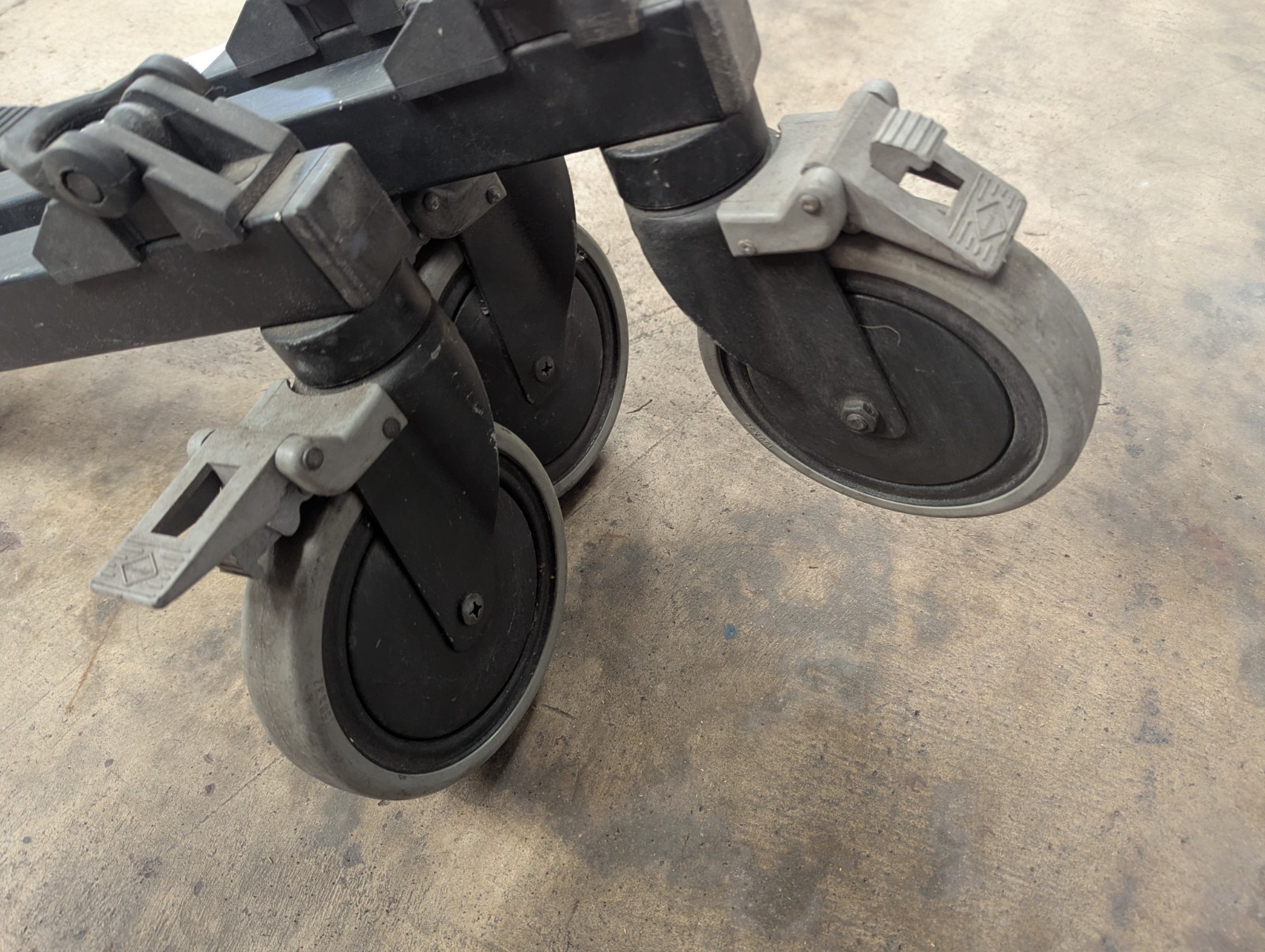 Vinten Wheel Dolly 3497 with 6" Wheels