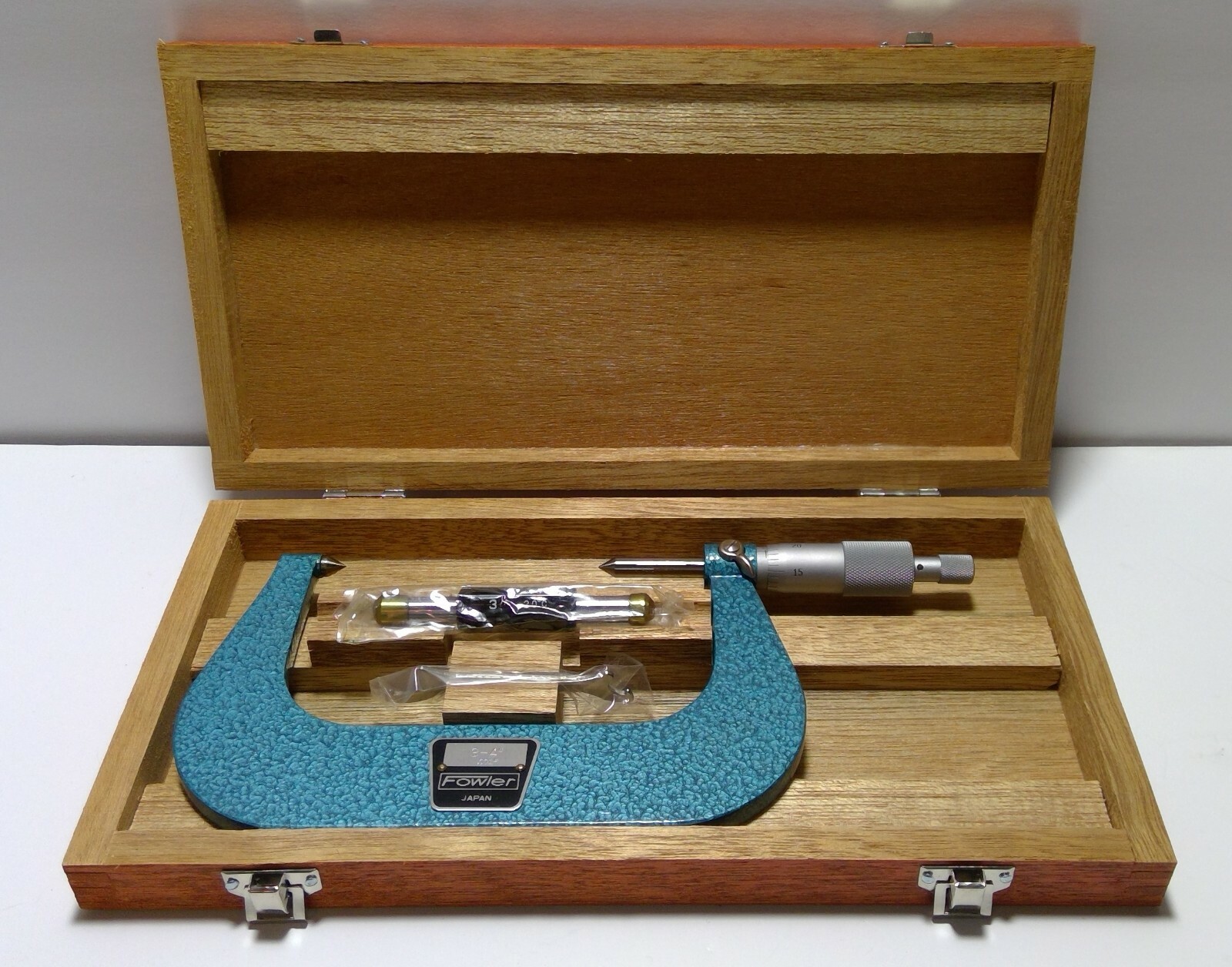 Fowler 3-4" Point Micrometer 52-226-404