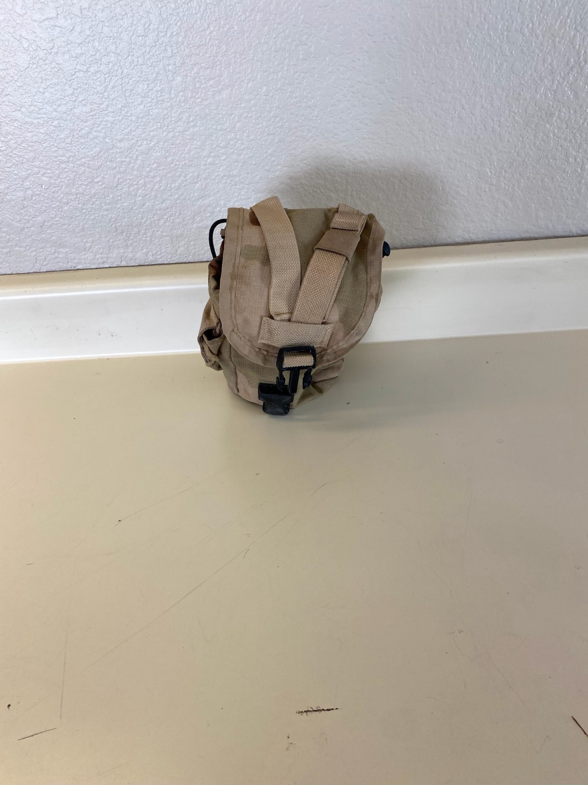 USGI SDS Desert Camo MOLLE II Canteen Carrier Utility Pouch- New