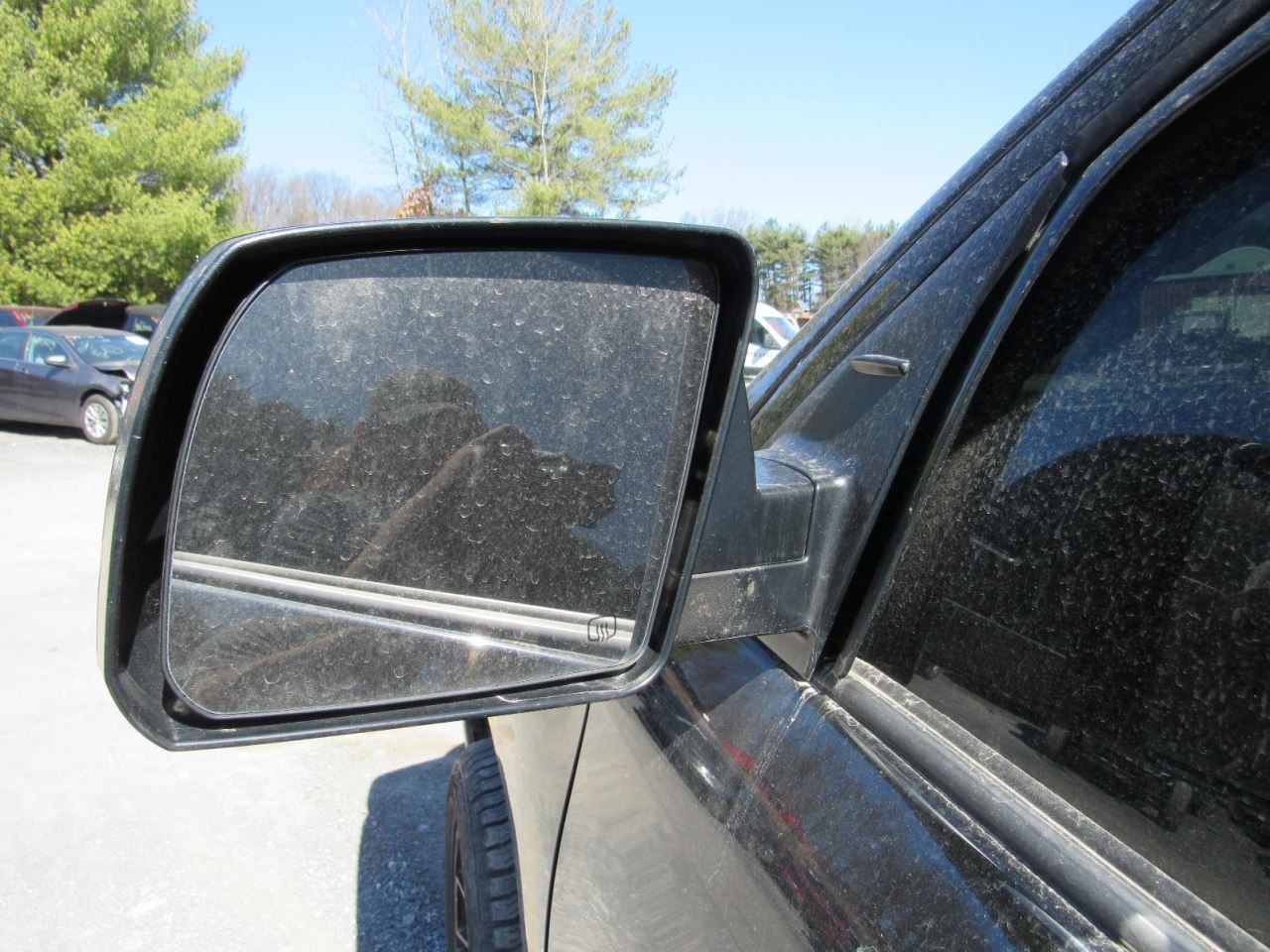 TUNDRA 2019 Glove Box 1031843