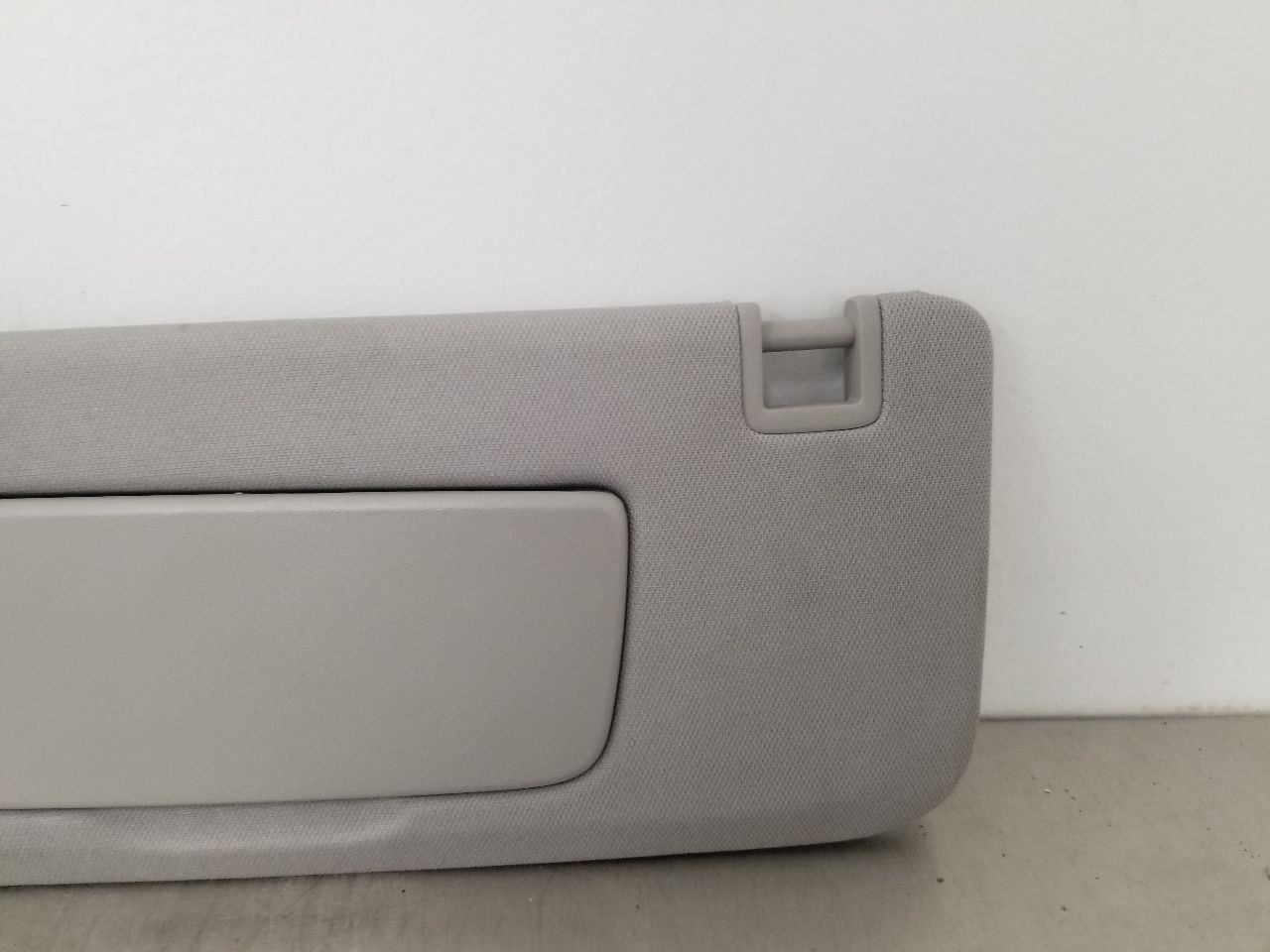 24 GMC TERRAIN SLE SUN VISOR GRAY LEFT DRIVER