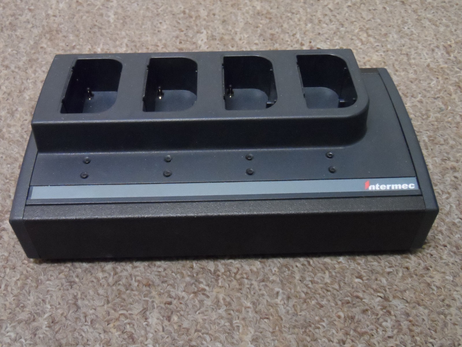 Intermec Z2400 4 Bay Four Slot Battery Charger Charging Station 2425 2435 5020