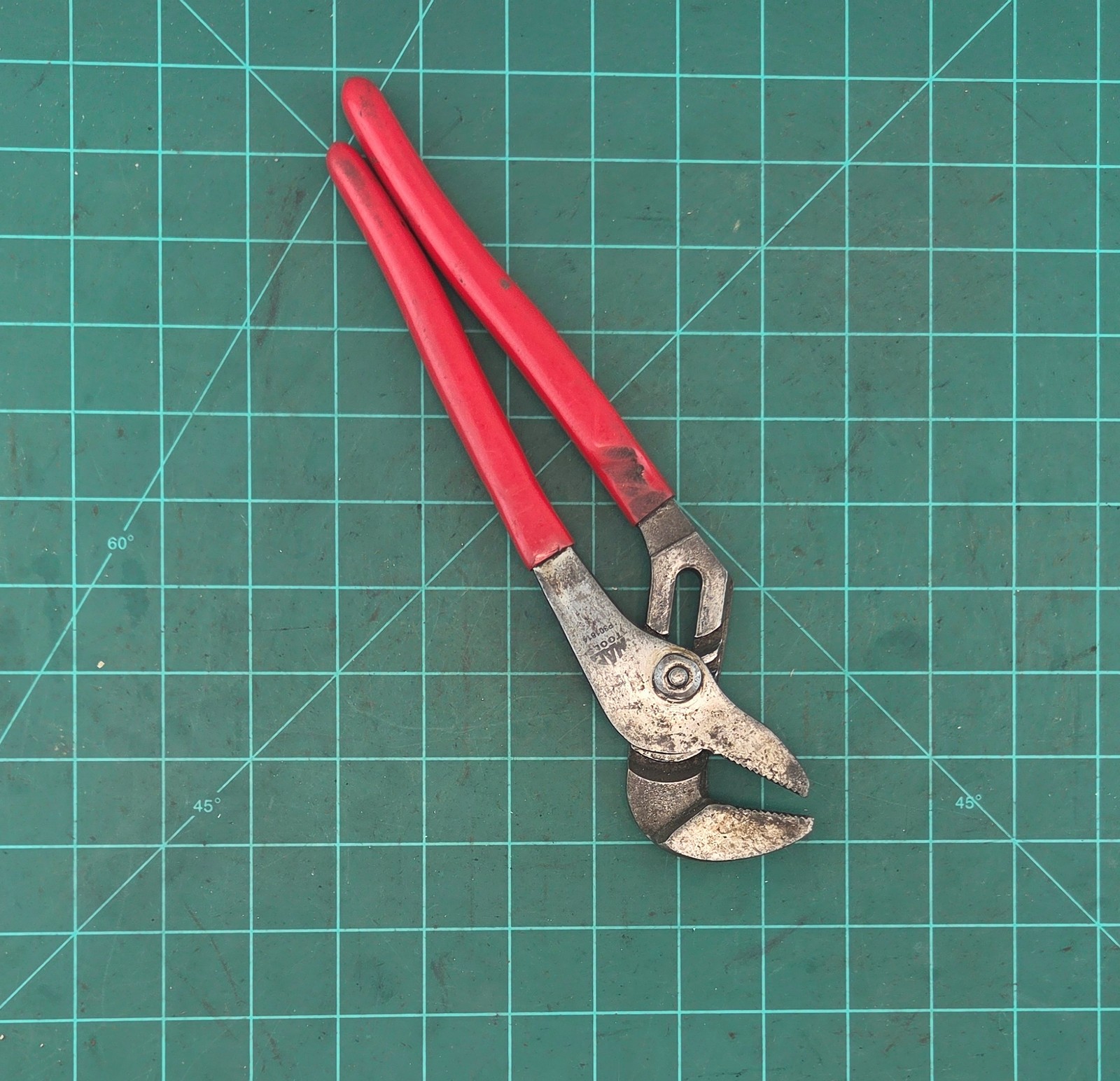Mac Tools Groove Joint Water pump Pliers P301814
