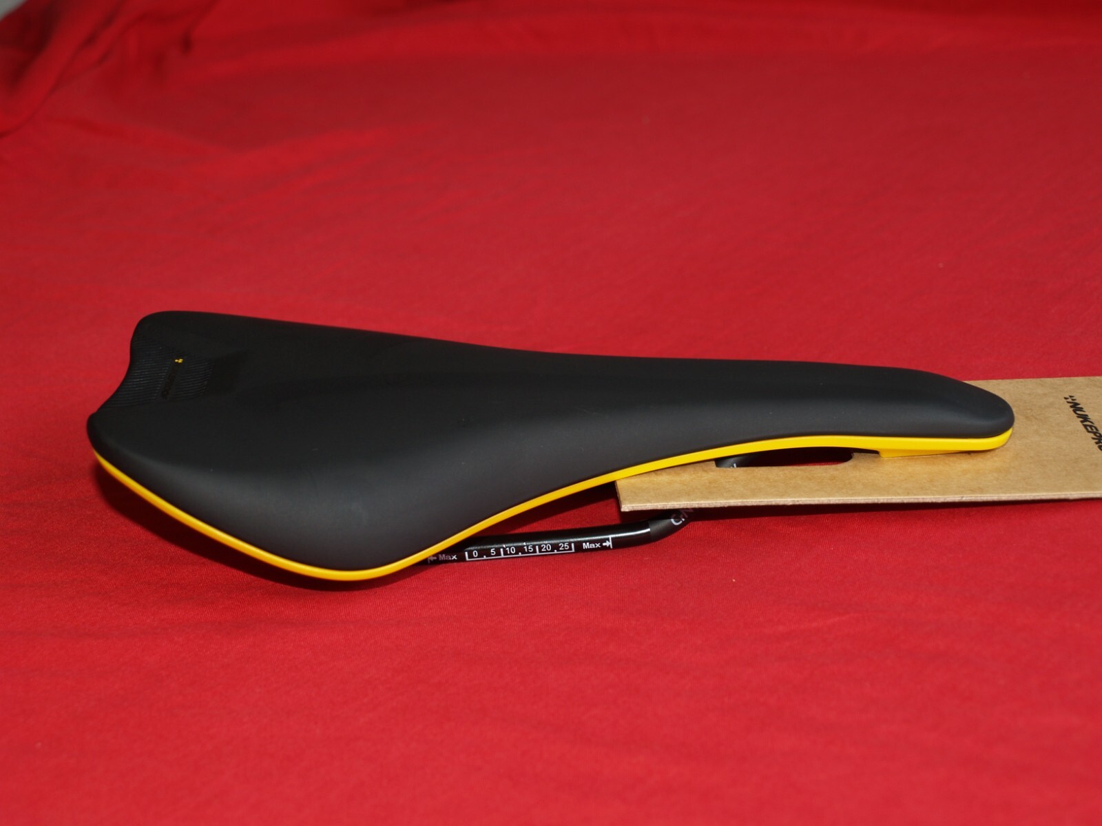 Nukeproof Vector Pro Titanium Rail Saddle Ti Downhill Enduro Race 135mm NEW