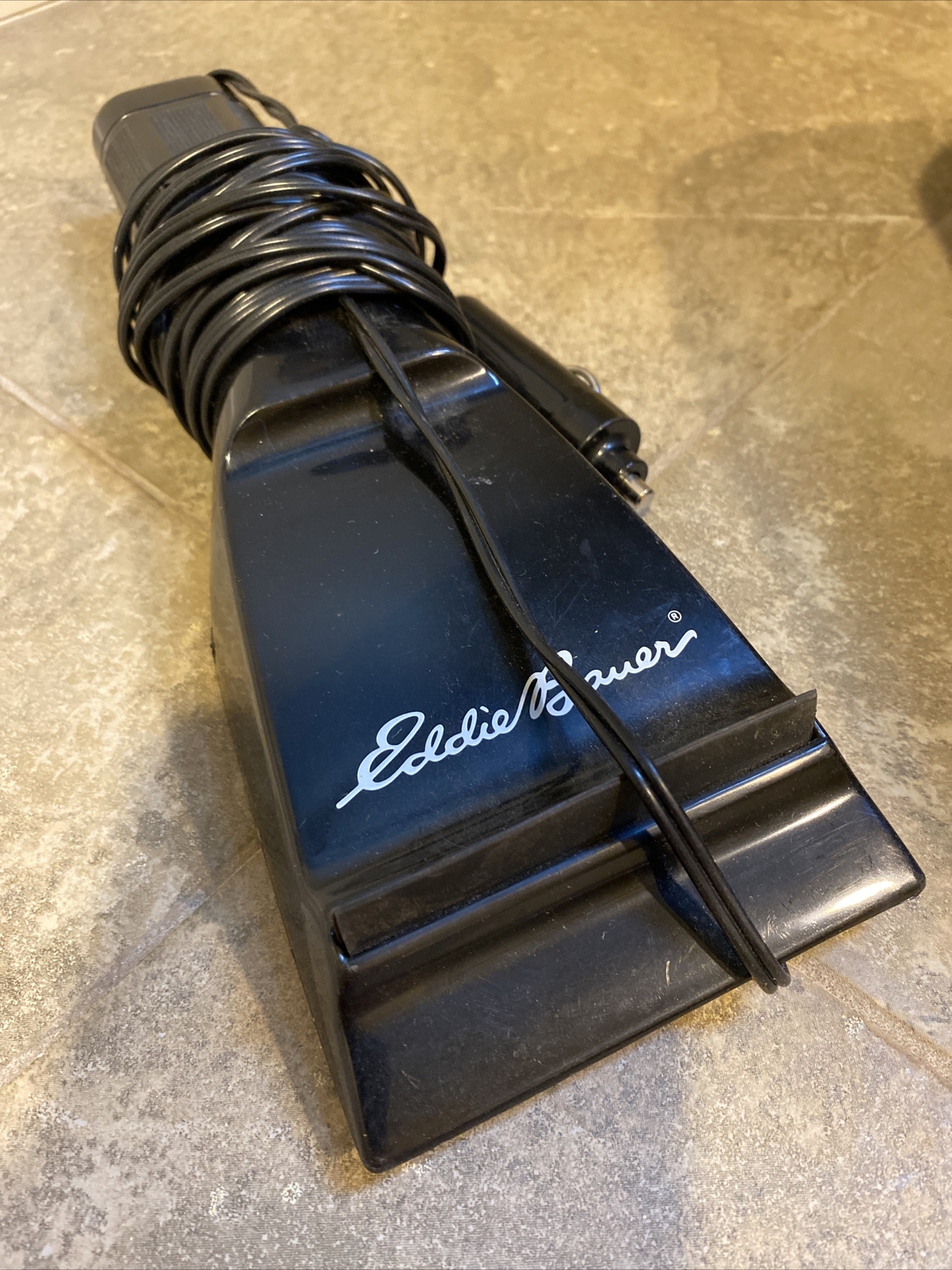 Eddie Bauer Heated Windshield Ice Scraper 12 Volt Car Plug In (Unused)