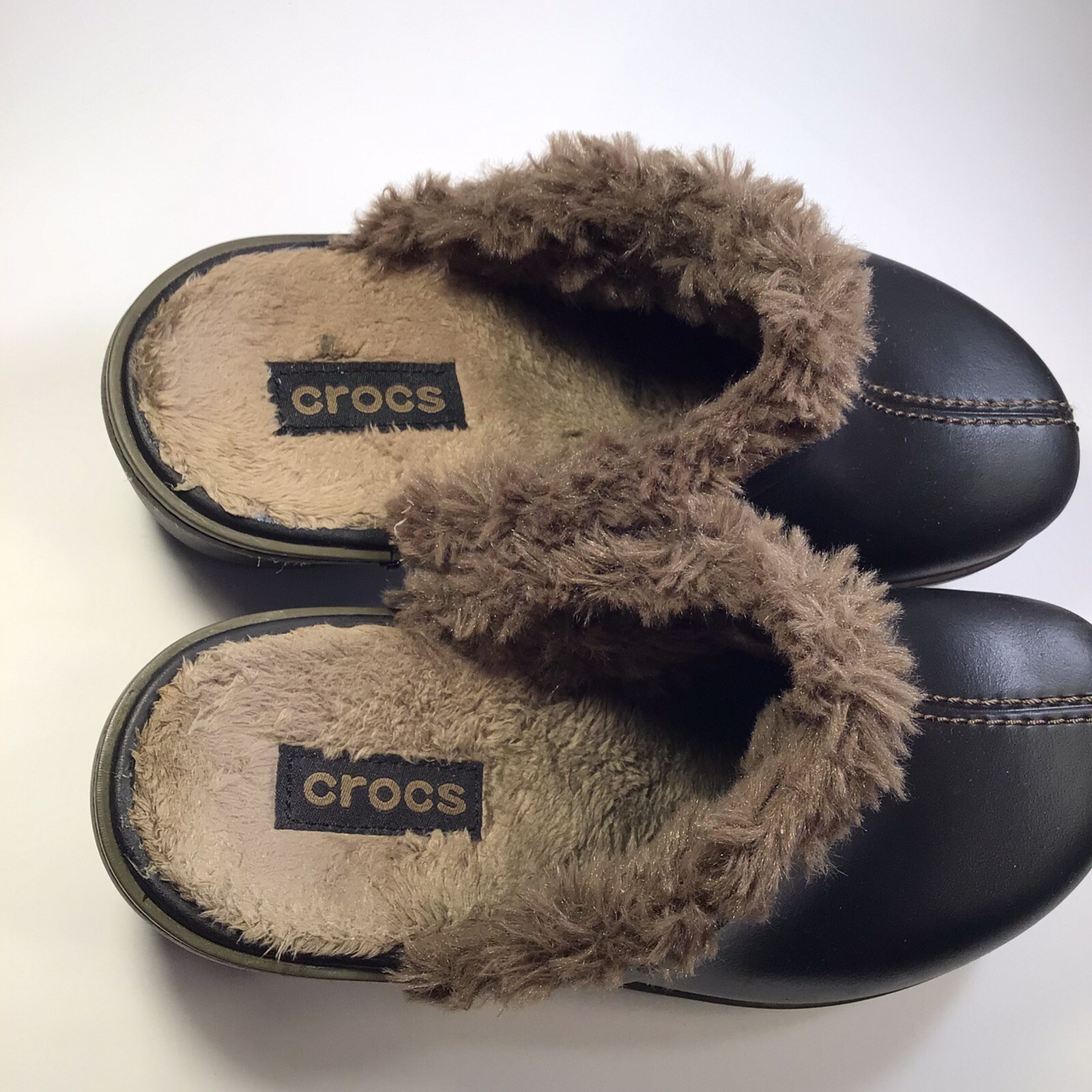 crocs womens slip on size 7