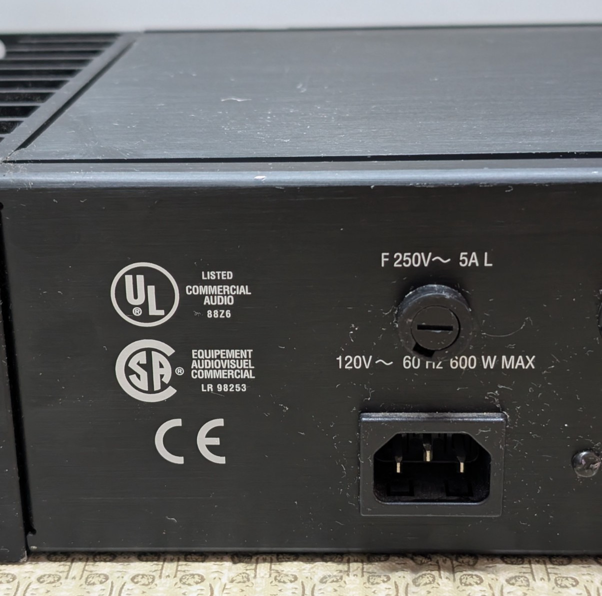 Alesis RA-100 Reference Amplifier for Rack Mount + Power Cord
