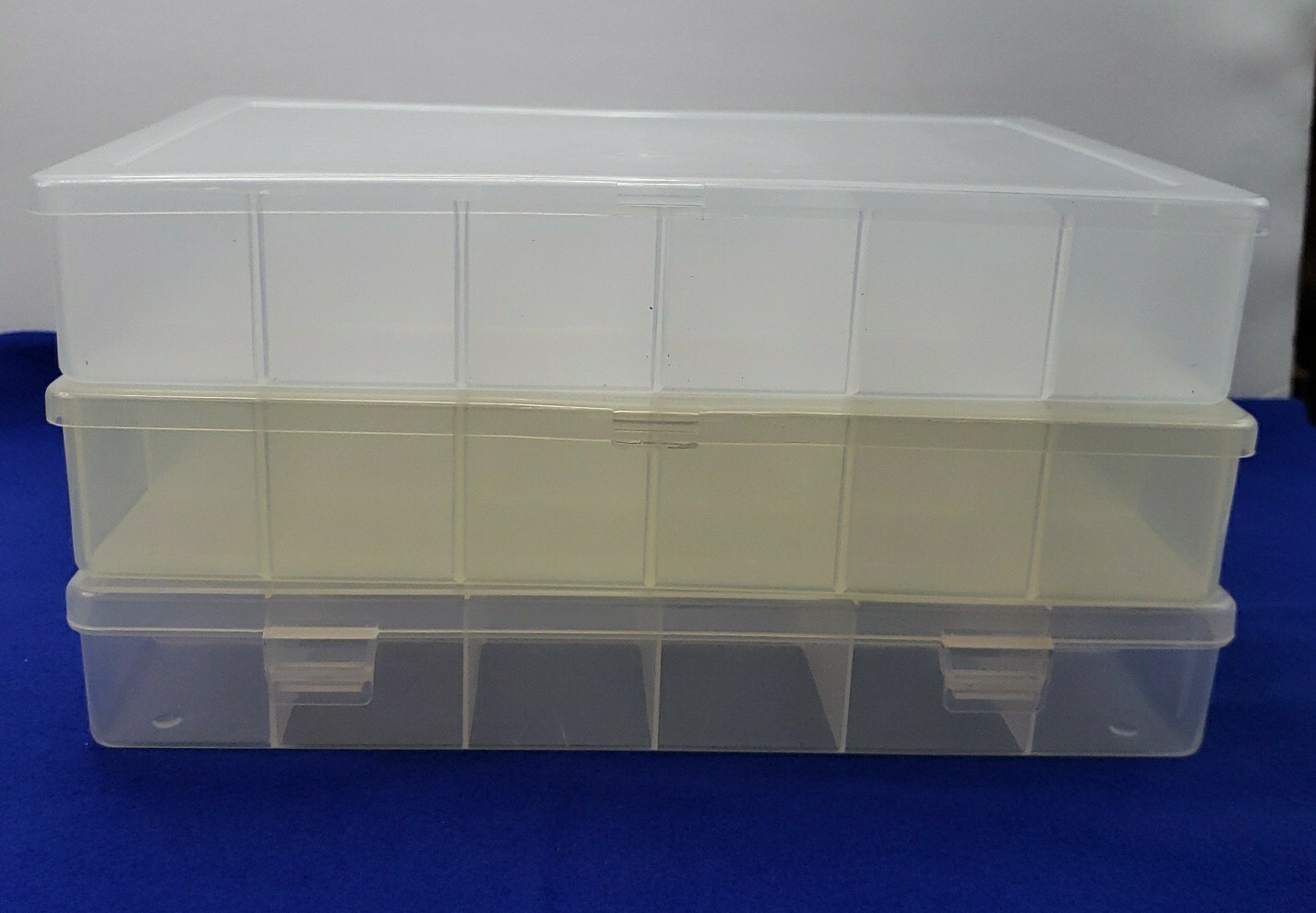 Lot Of 3 Pre-owned Plastic 17 Compartment Tackle Box Jewelry Craft Storage
