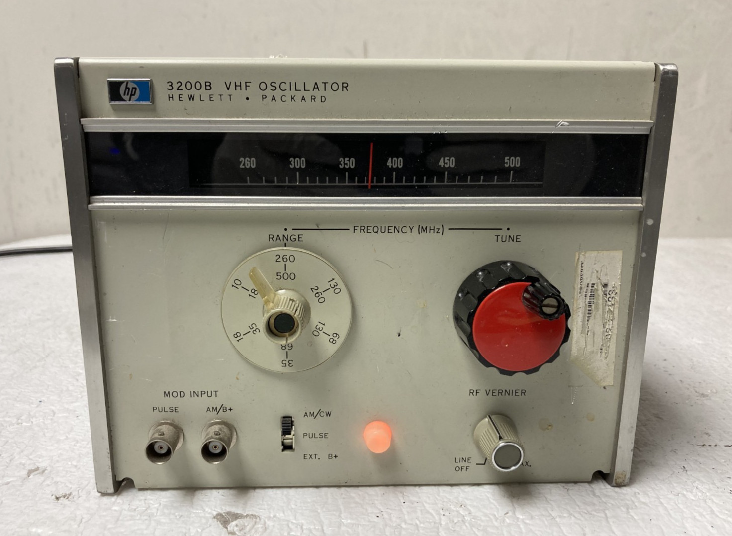 Hewlett Packard HP 3200B VHF Oscillator POWER ON TESTED