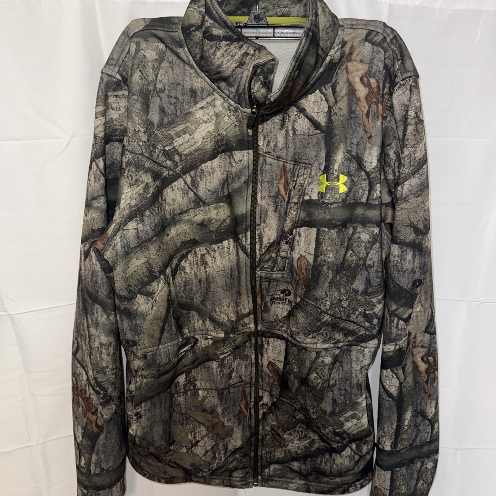 Men’s Medium Under Armour Scent Control Treestand Pattern Zip Up Fleece Jacket