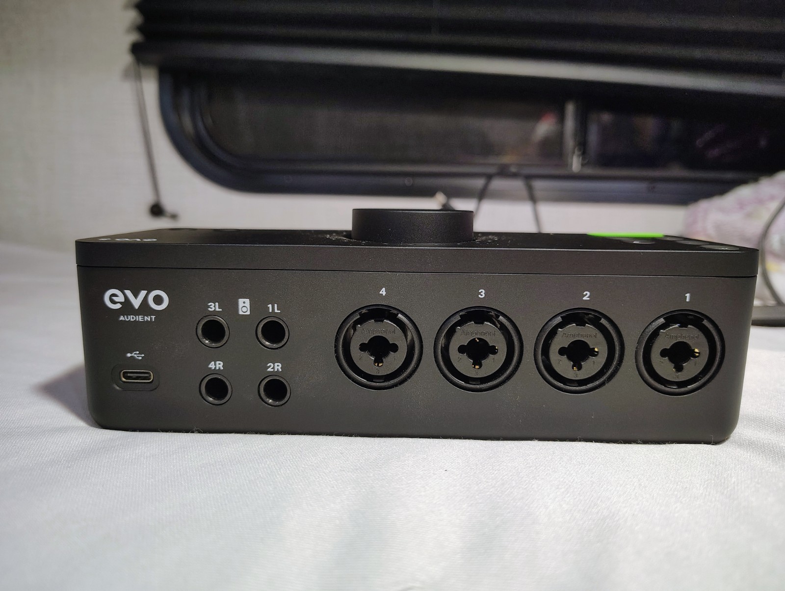 Audient EVO 8 USB Audio Interface – Tested Working – USB‑C