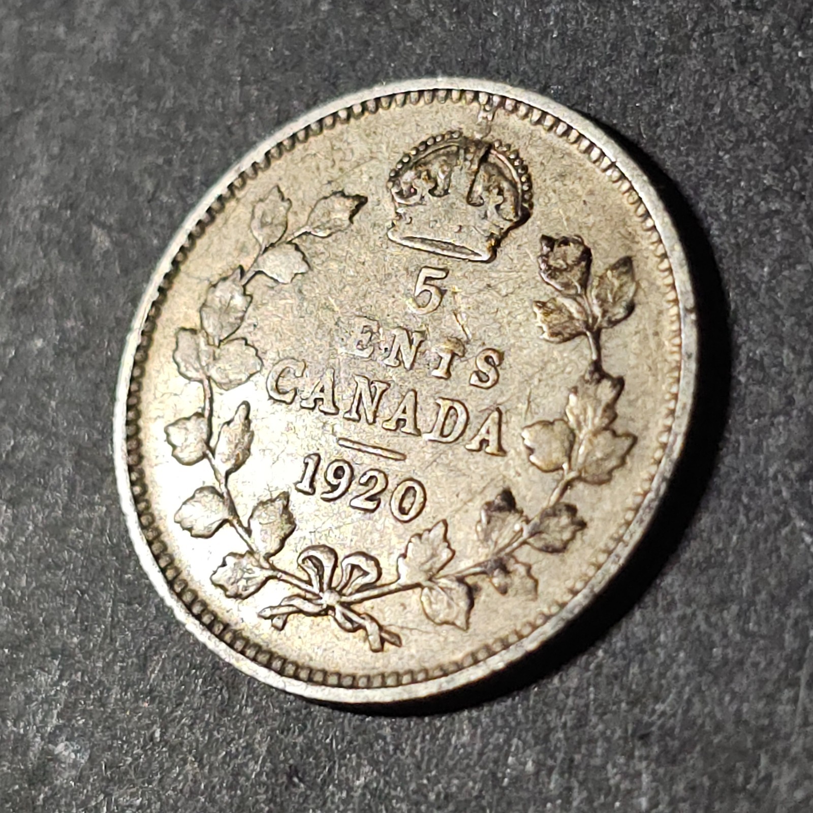 1920 Canada 5 five cents SILVER - LOW COMBINED SHIP - C5-338