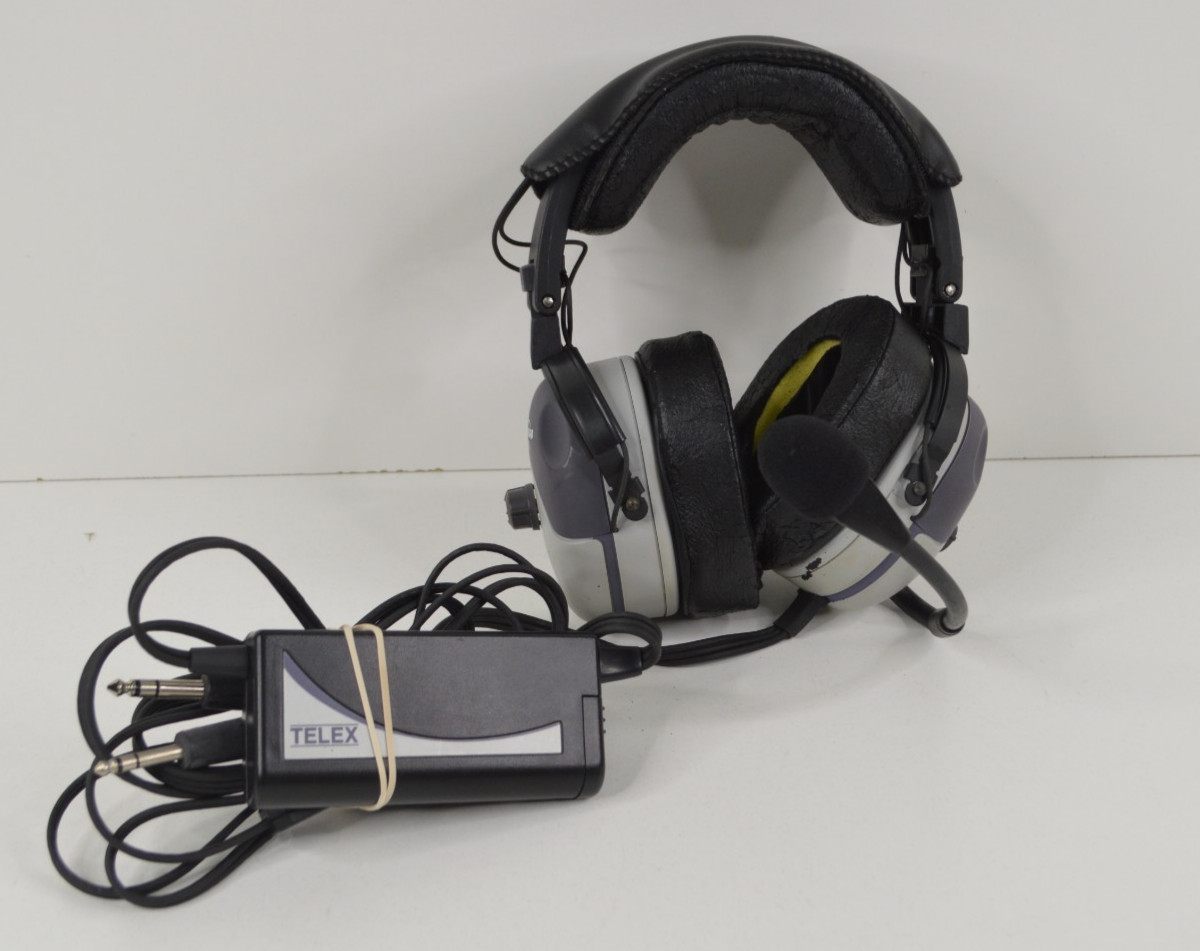 Telex Stratus 50-D Pilot Aviation Headphones Headset w/ Case TESTED WORKS!