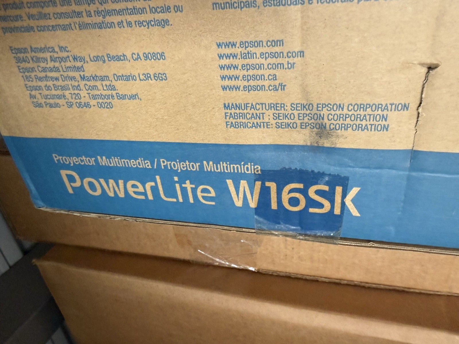 Epson PowerLite W16 SK Projector