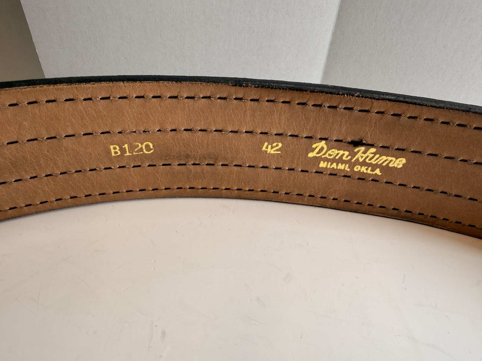 Don Hume B120 Clarino High Gloss Duty Belt Sz-42 Black Leather 4-Row Stitch  (H)