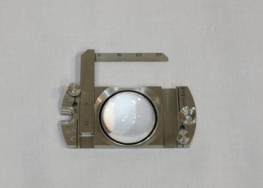 Leitz Universal Rotating Stage UT4 Transmitted Polarizing 4-Axis SN1892 From JP