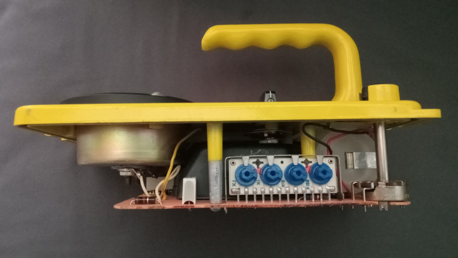 Victoreen CDV-717 Model 1 Radiological Survey Meter