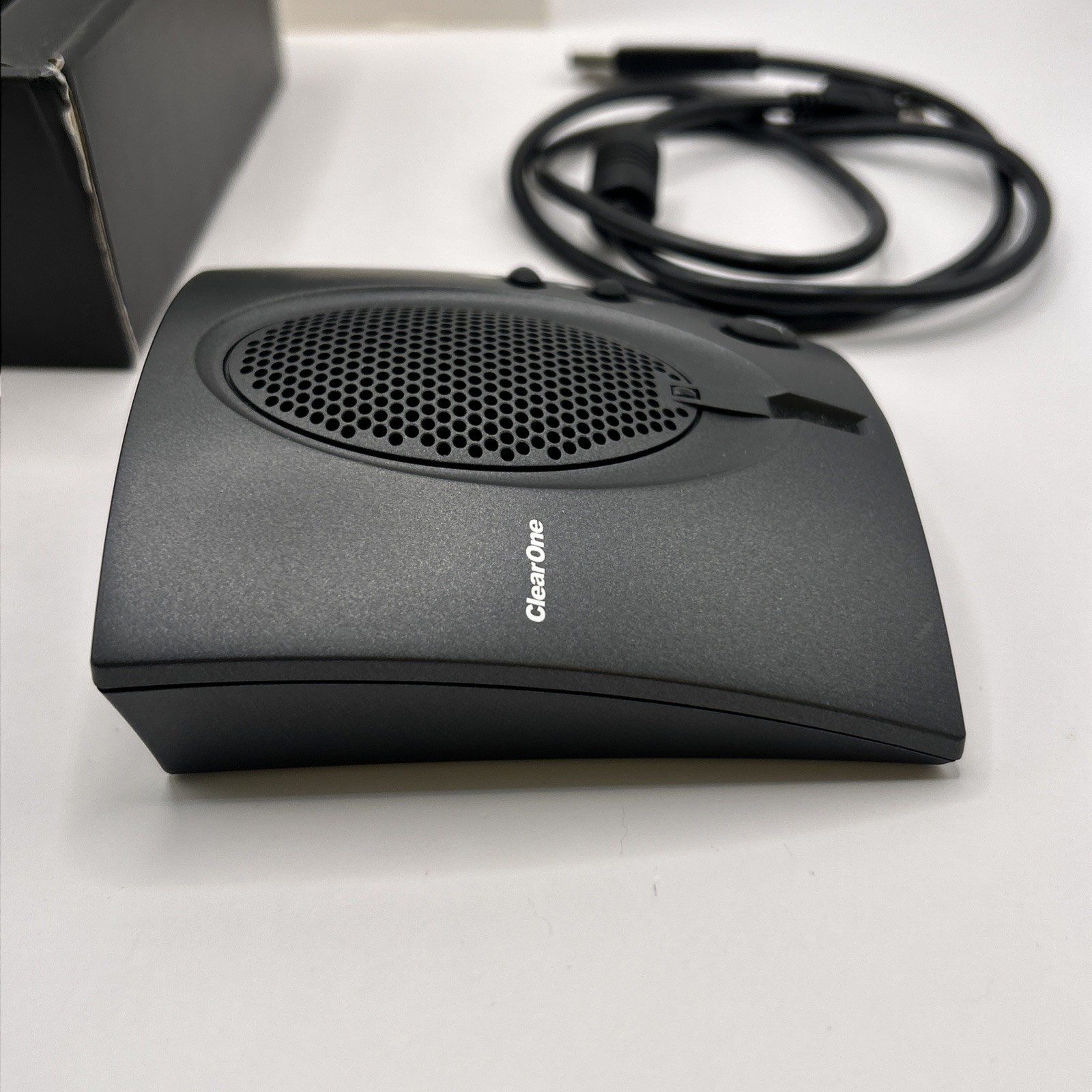 ClearOne Chat 50 USB Personal Speakerphone 910-159-001 Open box