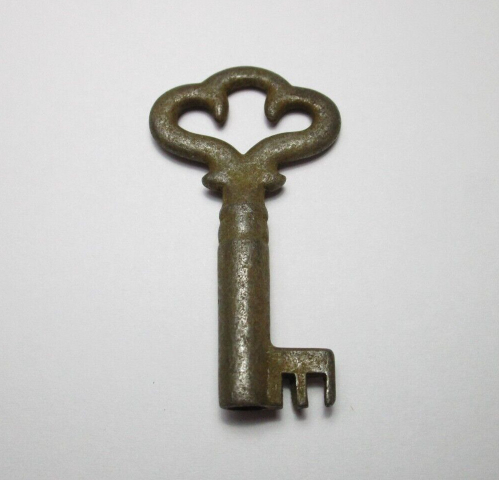 Antique Skeleton Key Ornate Metal Hollow Barrel Victorian Door Furniture Lock